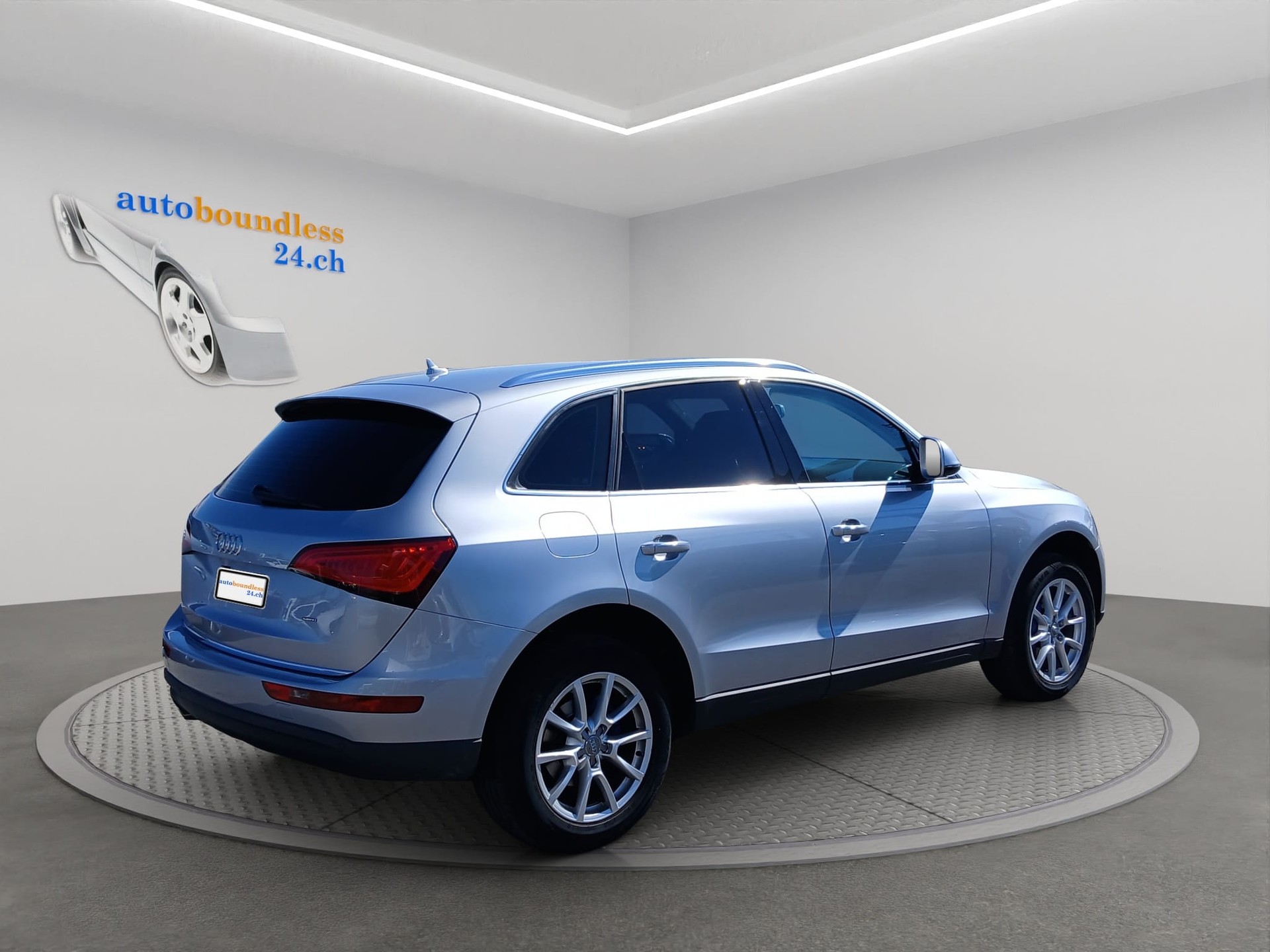 AUDI Q5 2.0 TDI quattro S-tronic-image-7