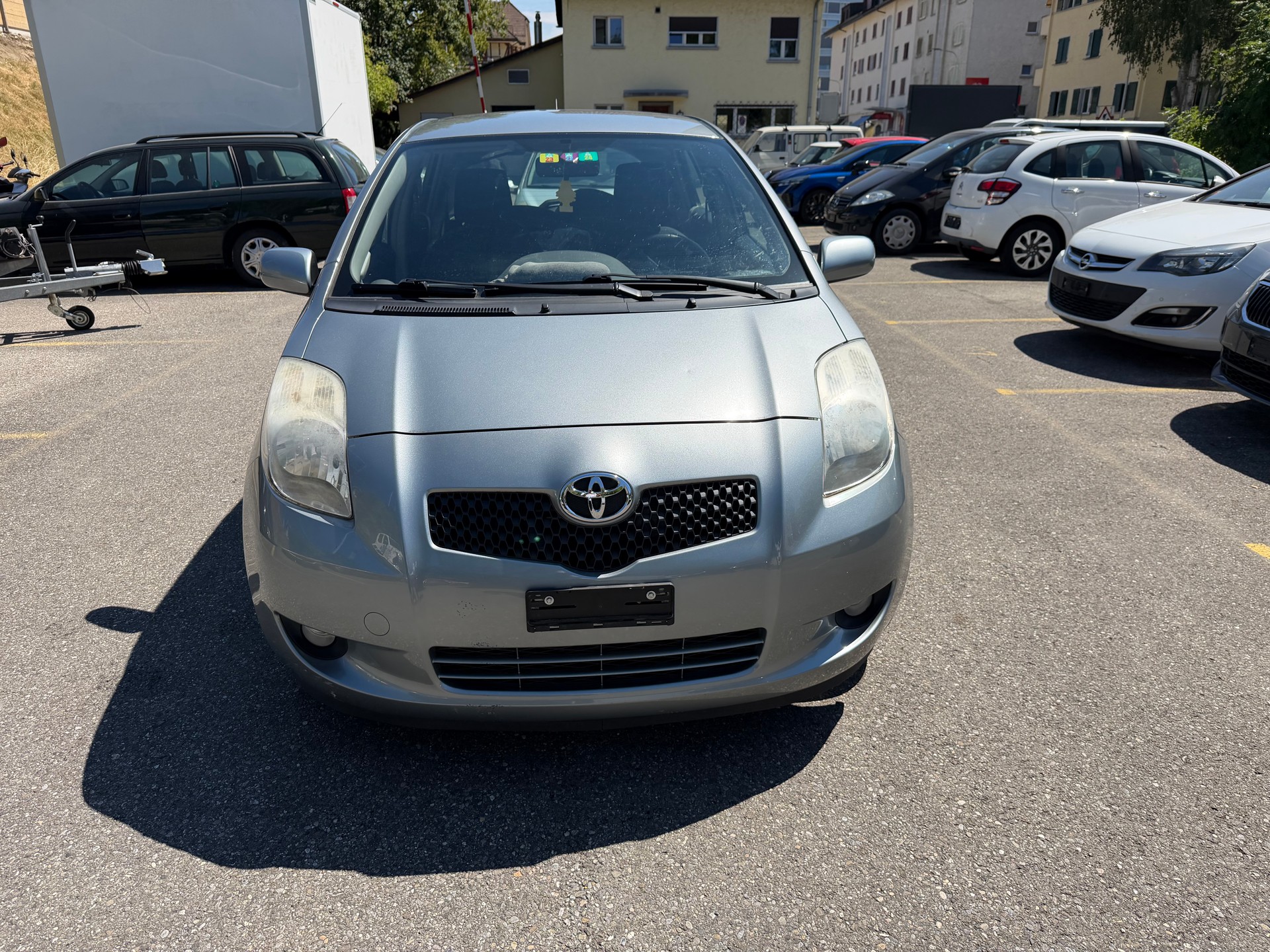TOYOTA Yaris 1.3 Linea Sol-image-0