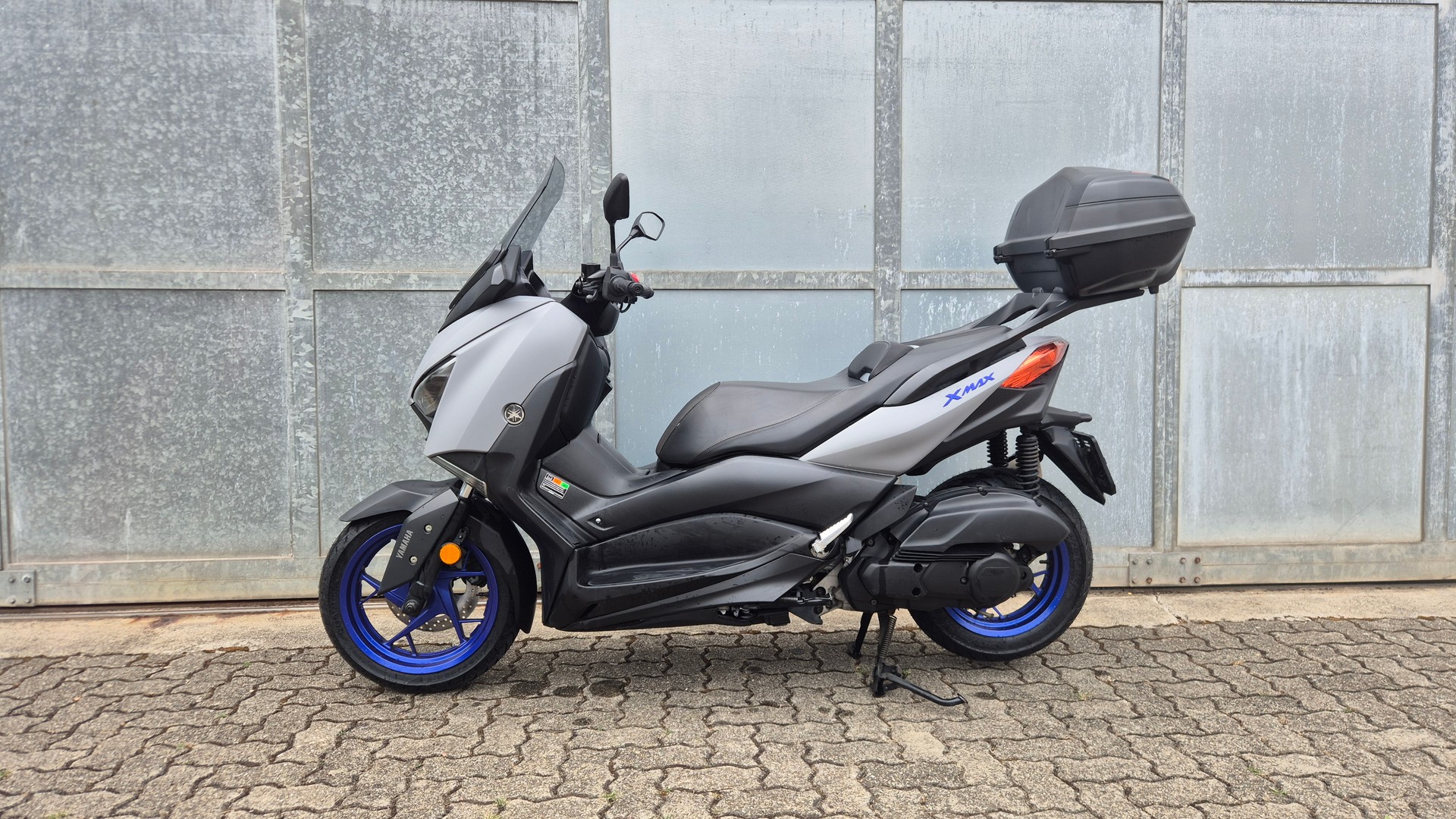 YAMAHA X-Max YP 125-showroom-element-1