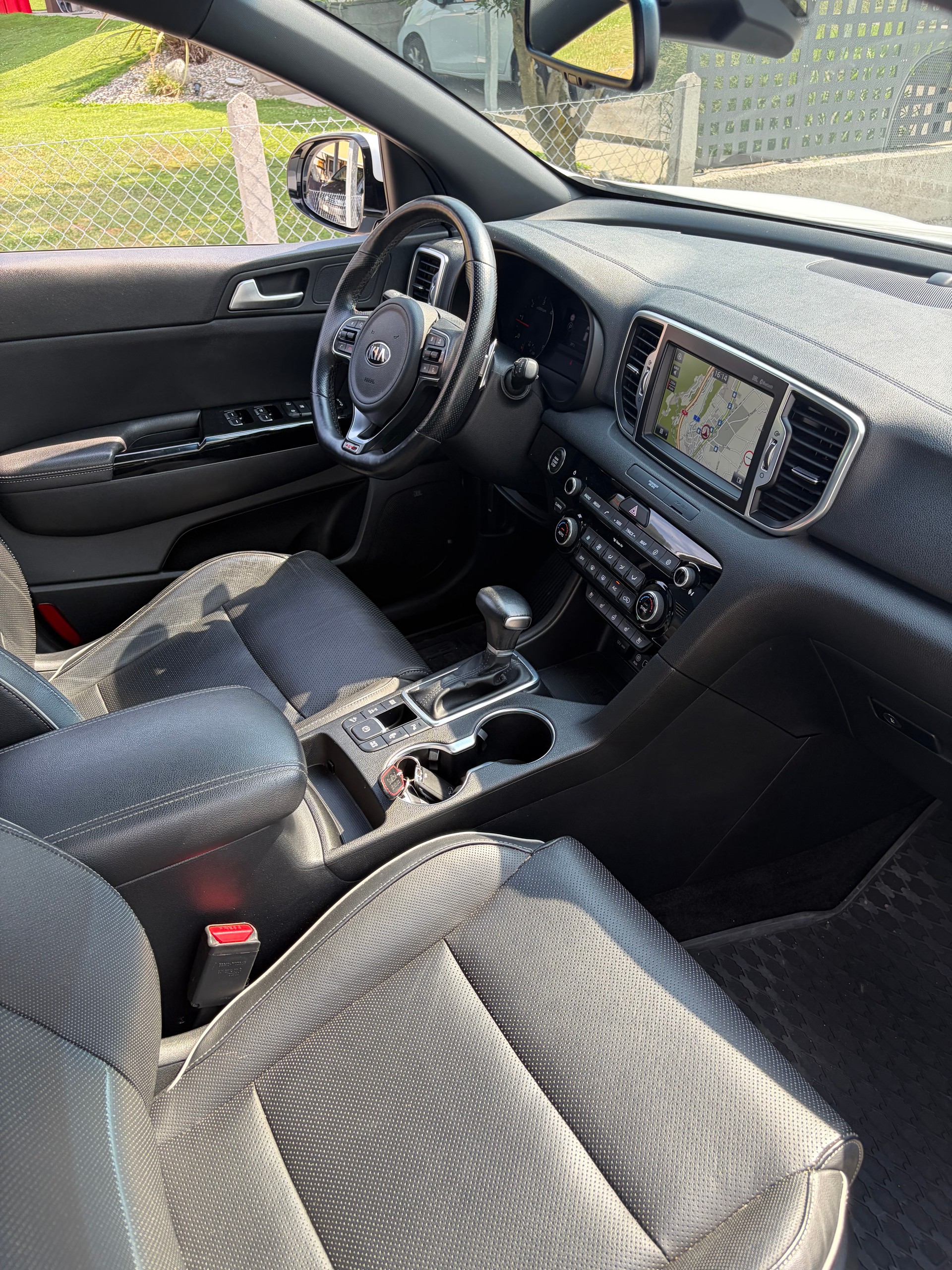 KIA Sportage 2.0CRDi GT Line 4WD Automat-image-3