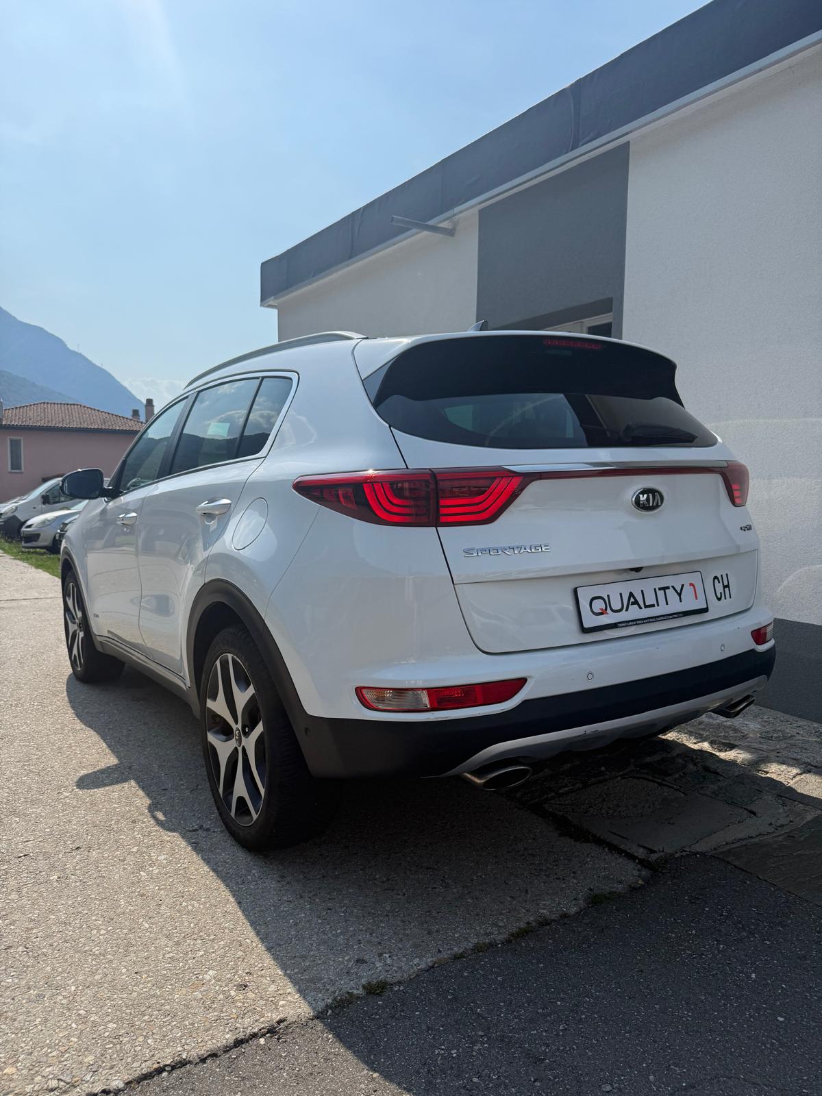 KIA Sportage 2.0CRDi GT Line 4WD Automat-image-9