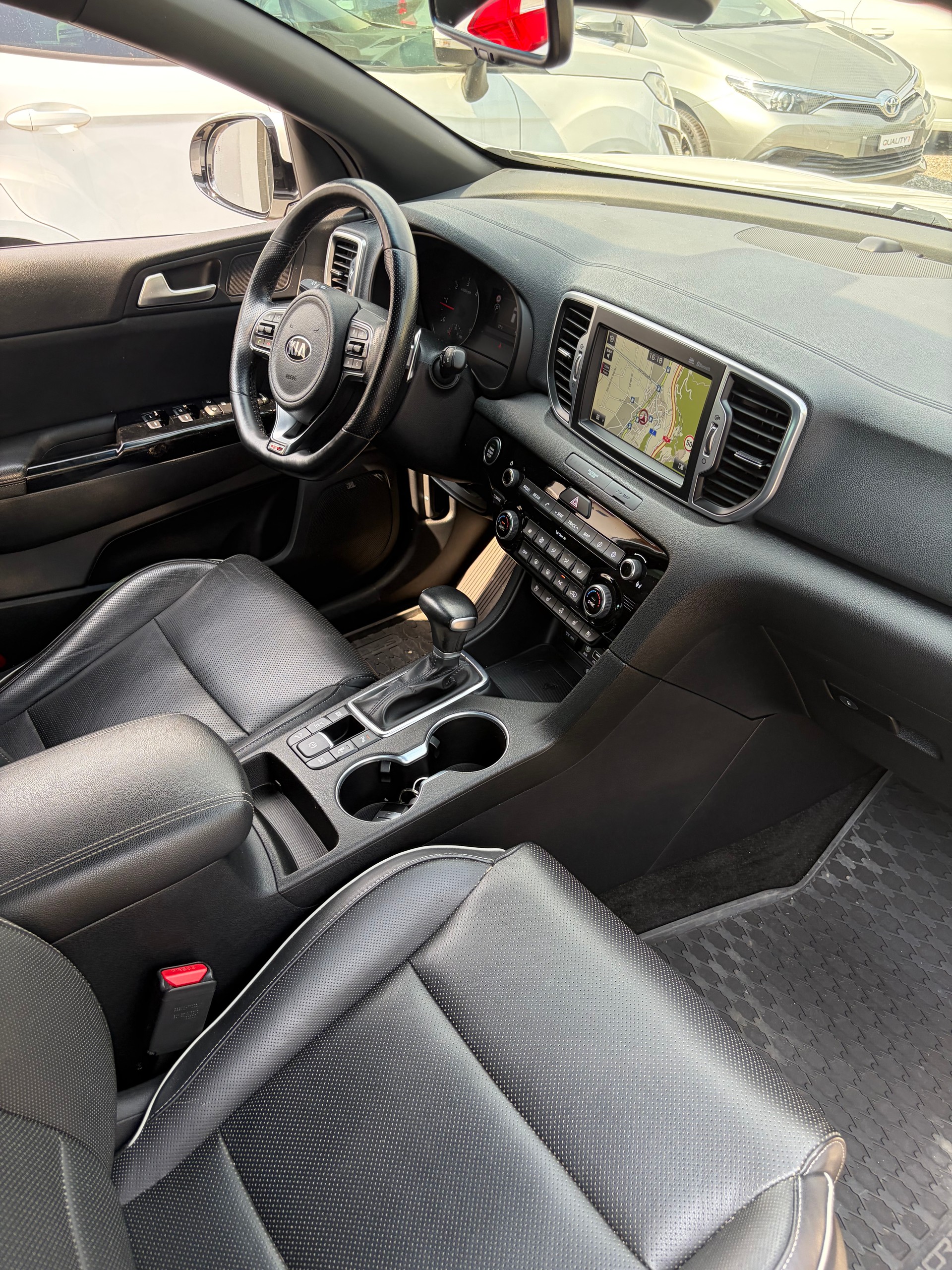 KIA Sportage 2.0CRDi GT Line 4WD Automat-image-12
