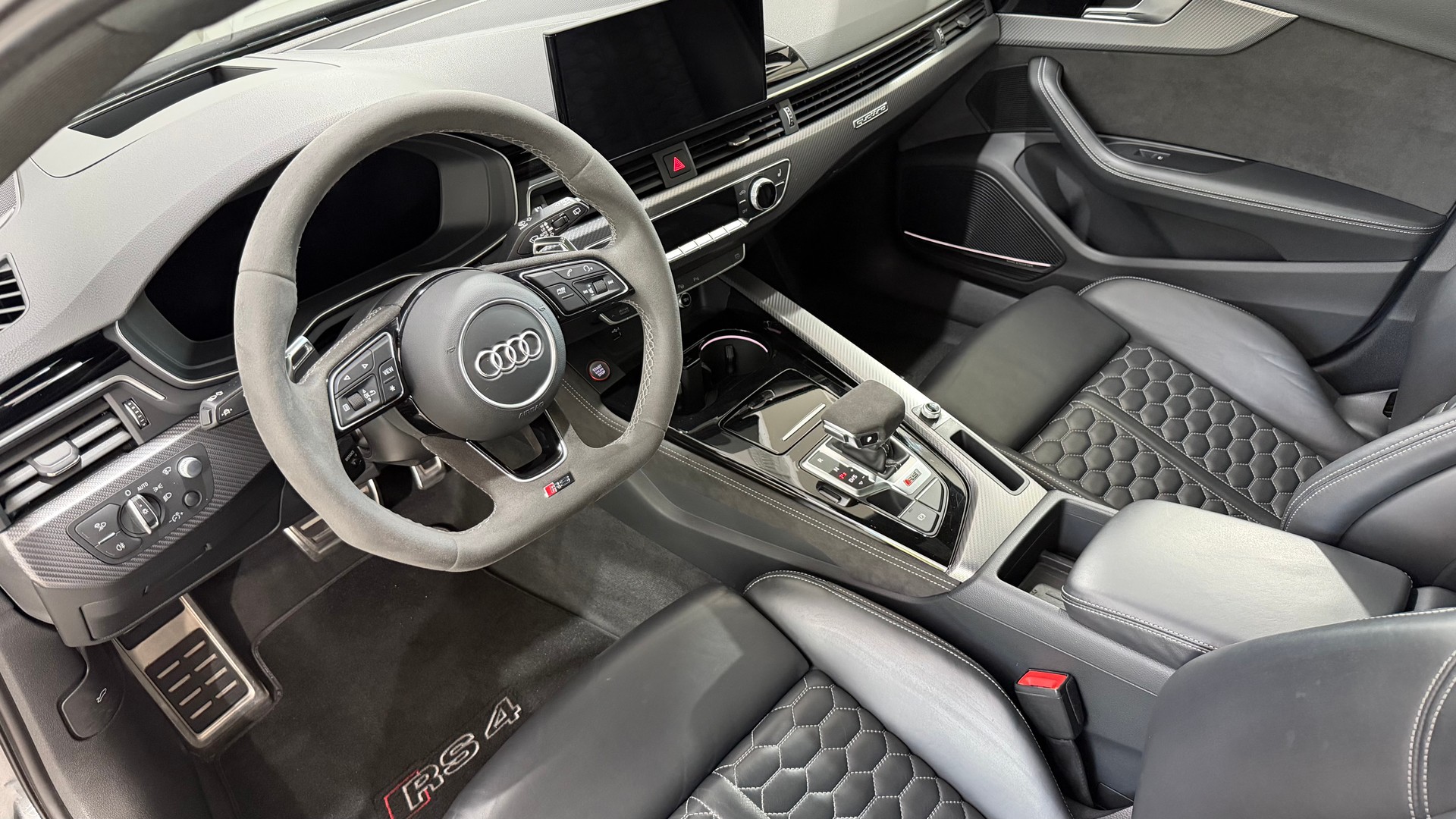 AUDI RS4 Avant 2.9 V6 TFSI quattro-image-3