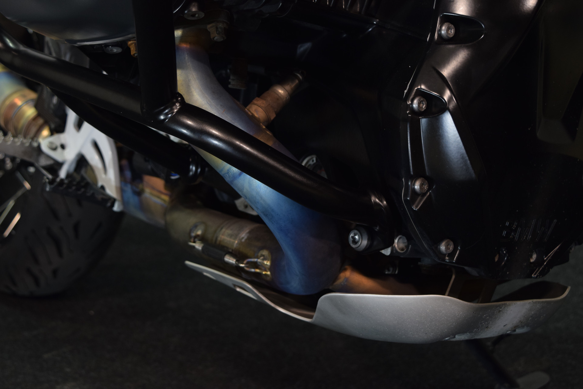 BMW R 1250 GS HP inkl. Akrapovic Komplettanlage-image-6