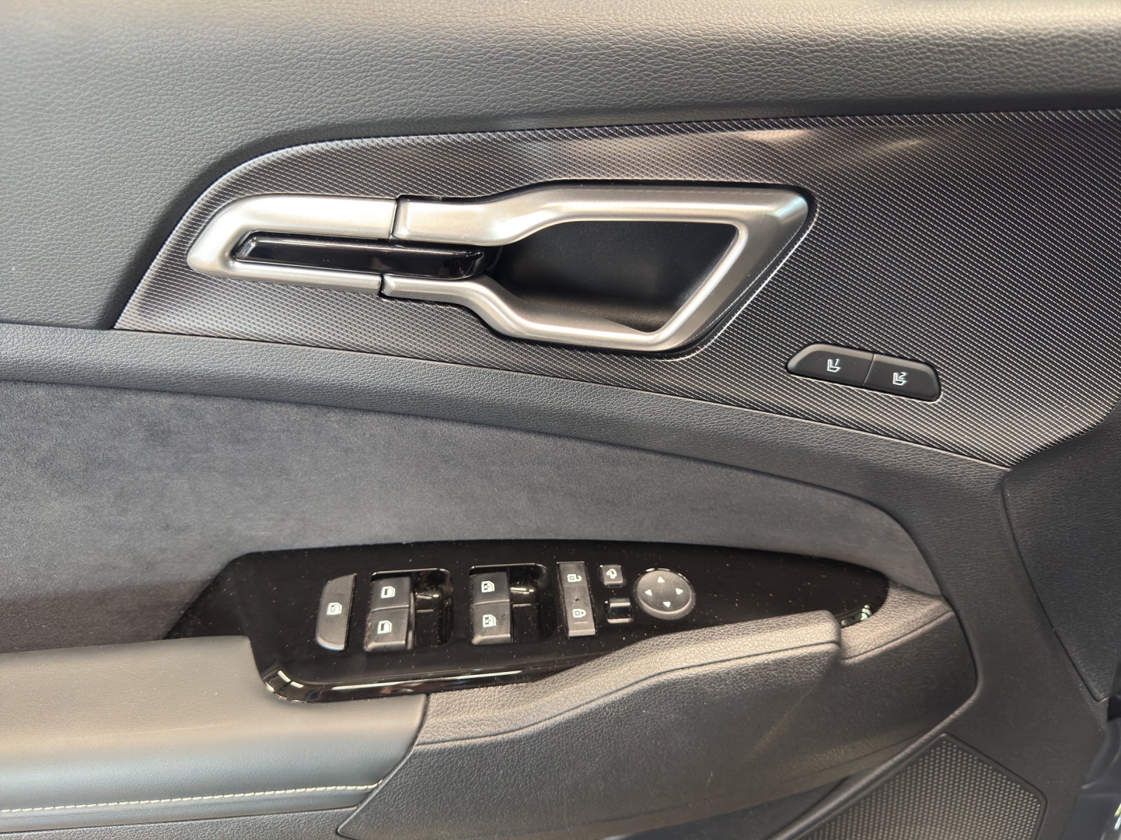KIA Sportage 1.6 T-GDi PHEV GT-Line-image-11