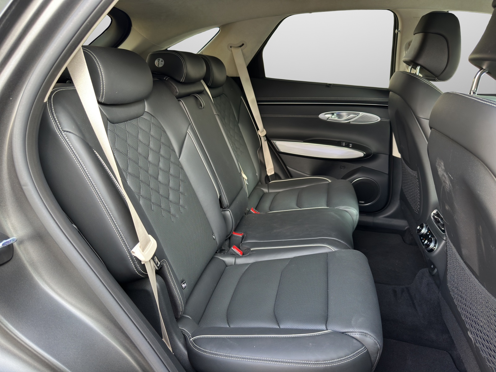 GENESIS GV70 Dual Motor Sport AWD-image-11