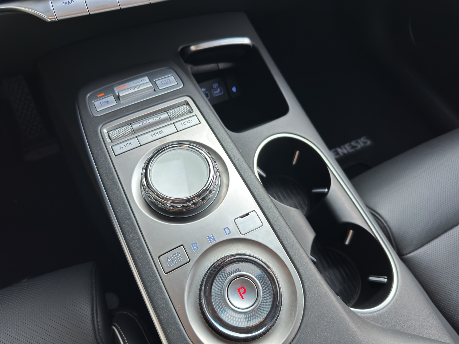GENESIS GV70 Dual Motor Sport AWD-image-9