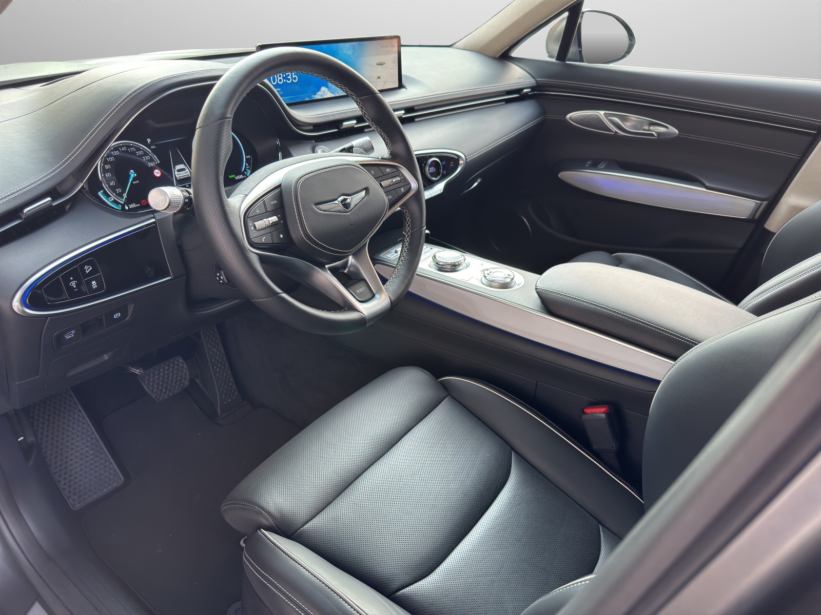 GENESIS GV70 Dual Motor Sport AWD-image-4