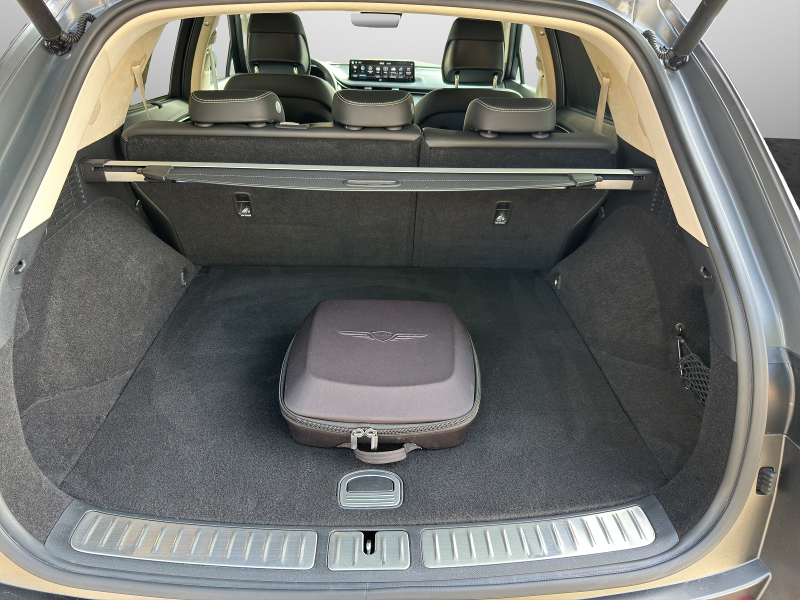 GENESIS GV70 Dual Motor Sport AWD-image-14