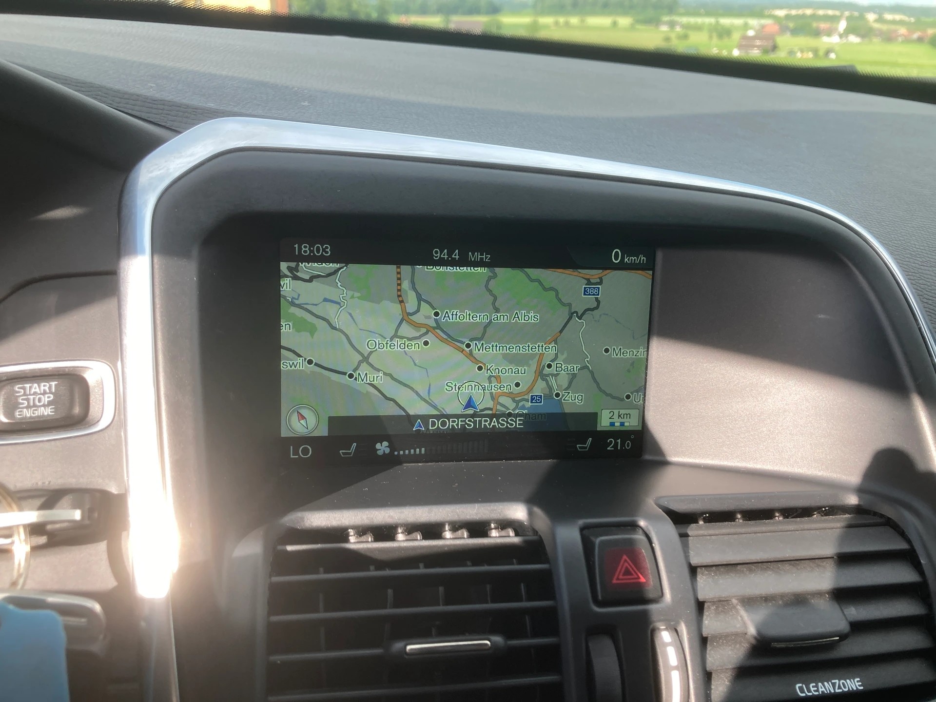 VOLVO XC60 D5 AWD Summum Geartronic-image-12