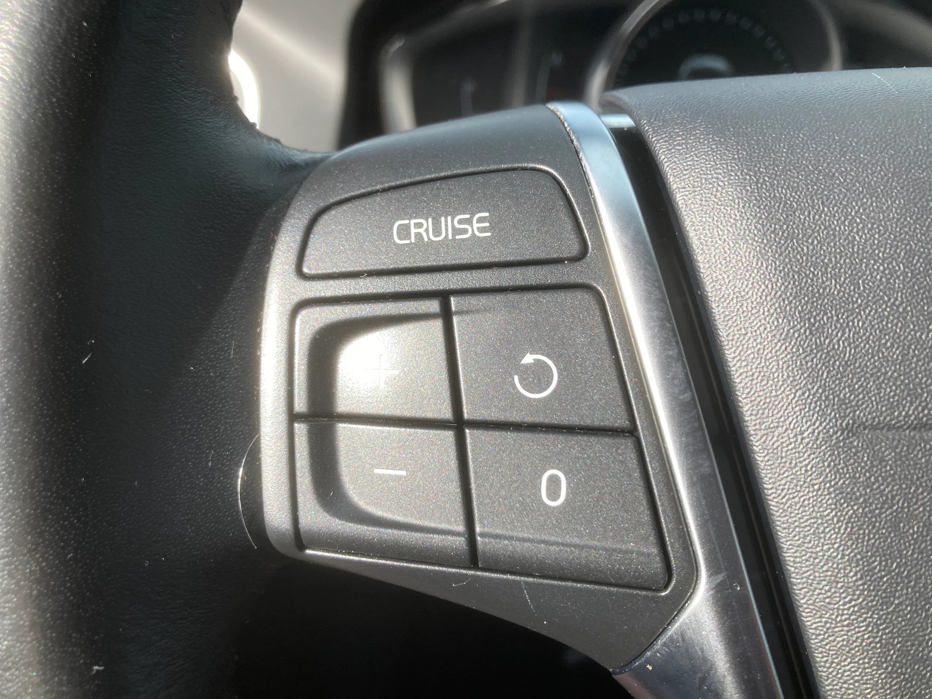 VOLVO XC60 D5 AWD Summum Geartronic-image-10