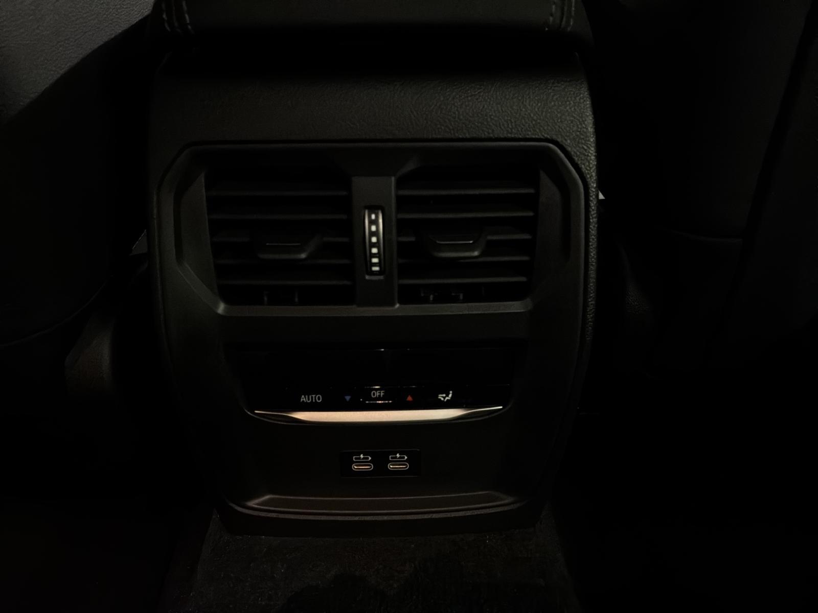 BMW M340d xDrive Touring-image-10