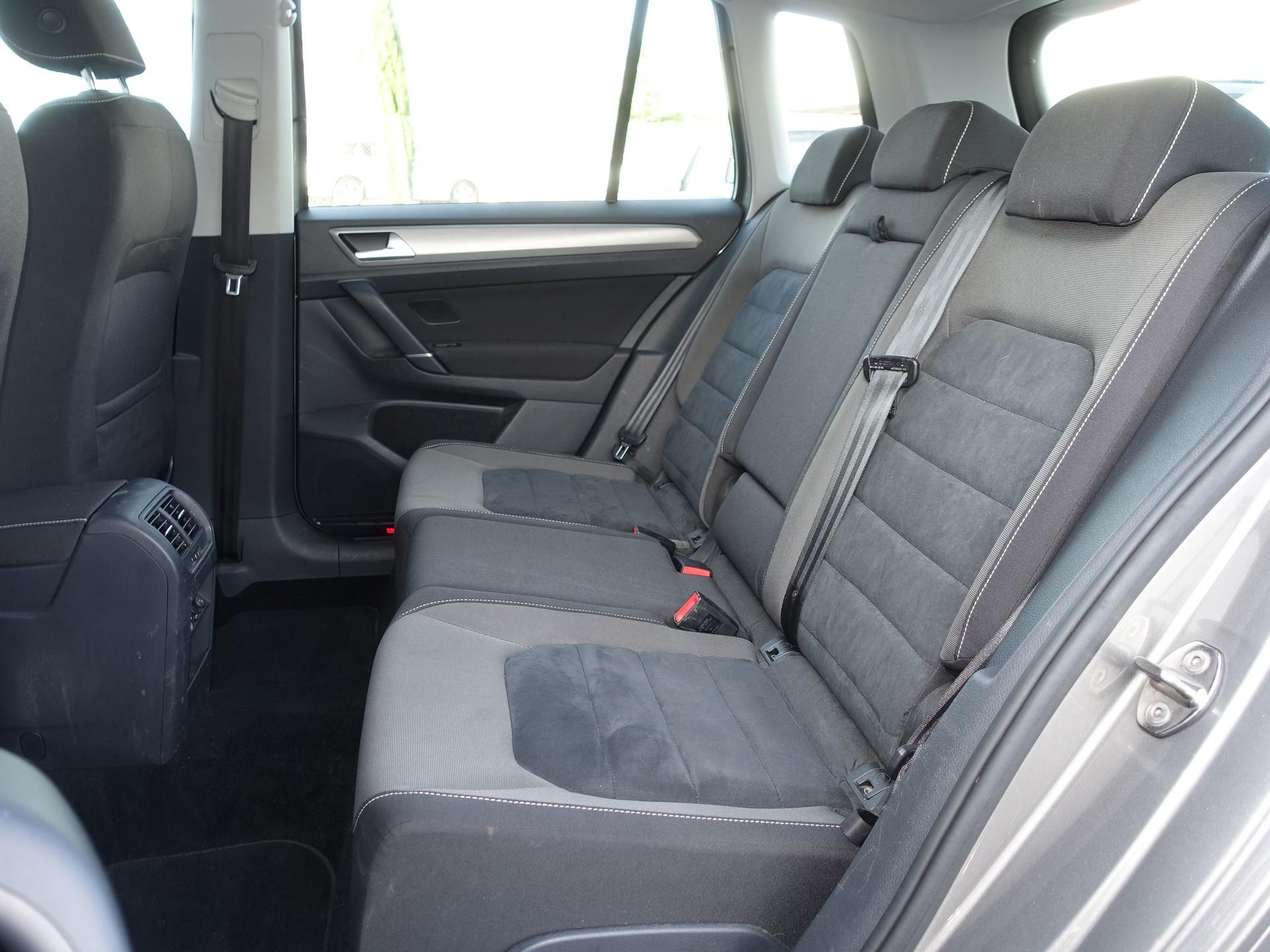 VW Golf Sportsvan 1.4 TSI Comfortline DSG-image-14