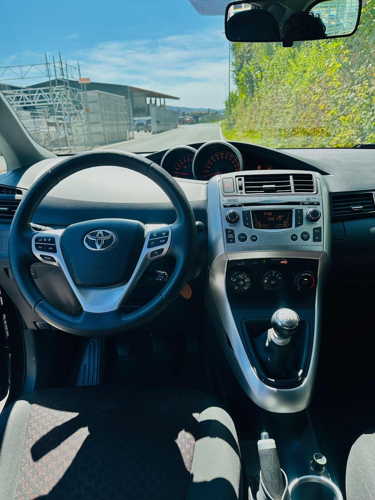TOYOTA Verso 1.8 Family-image-6