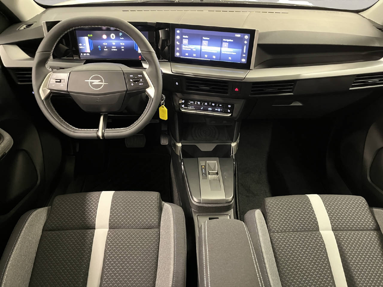 OPEL Frontera 1.2 T HEV 145 GS-image-5
