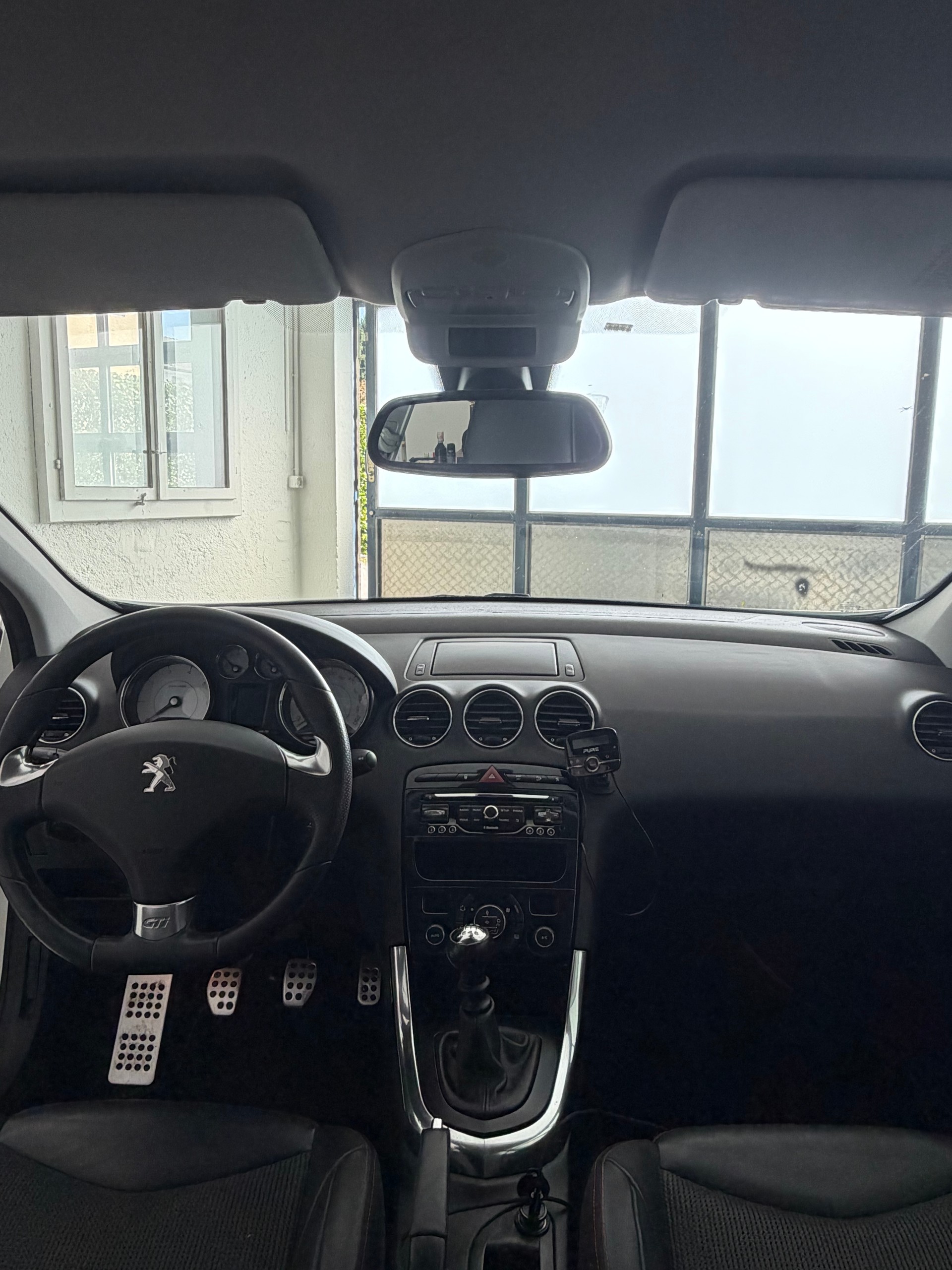 PEUGEOT 308 1.6 16V T GTi-image-6