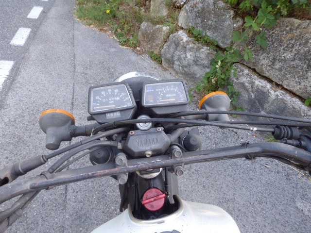 YAMAHA XT 550-image-4