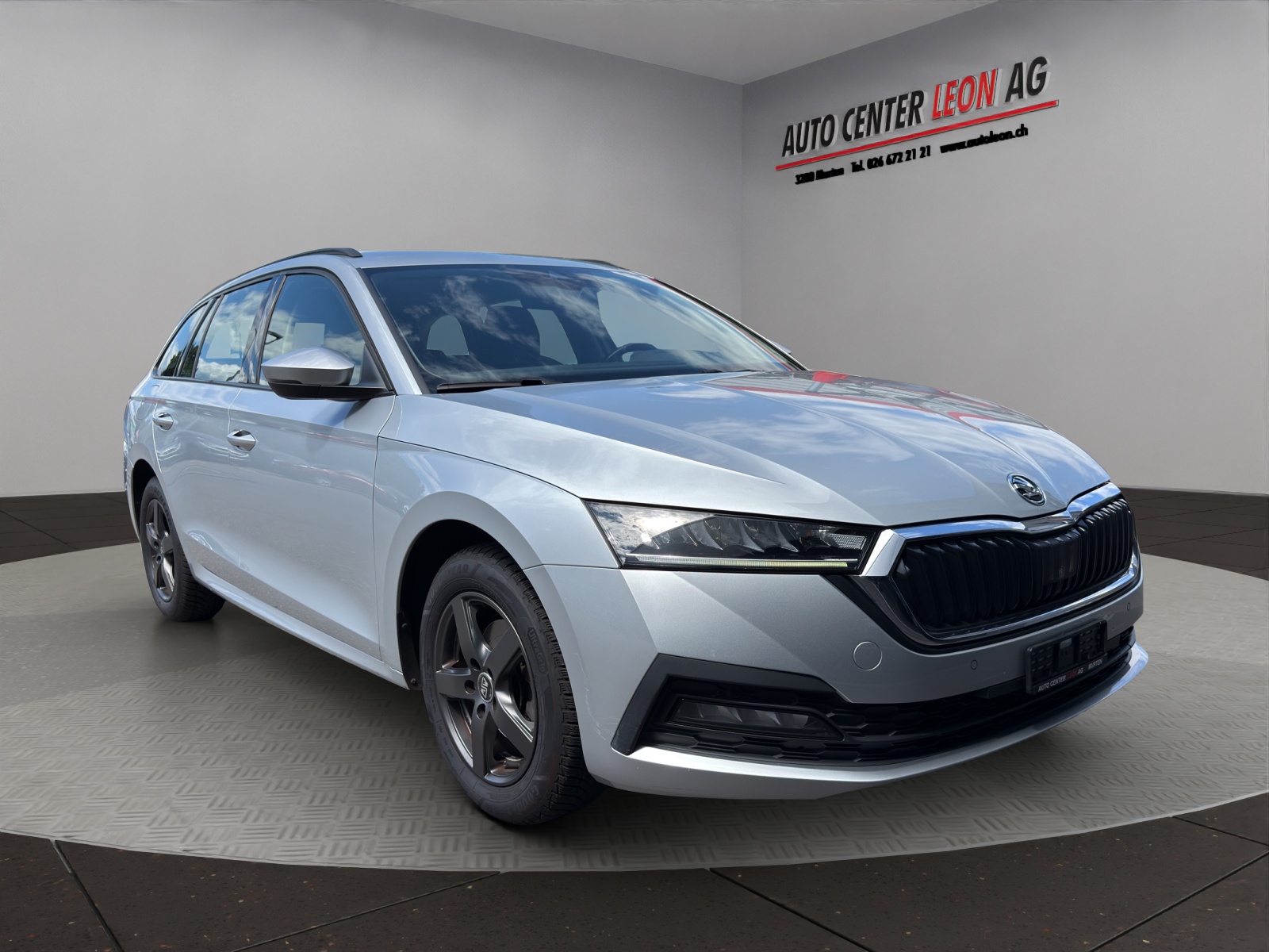 SKODA Octavia Combi 2.0 TDI DSG Ambition-image-7