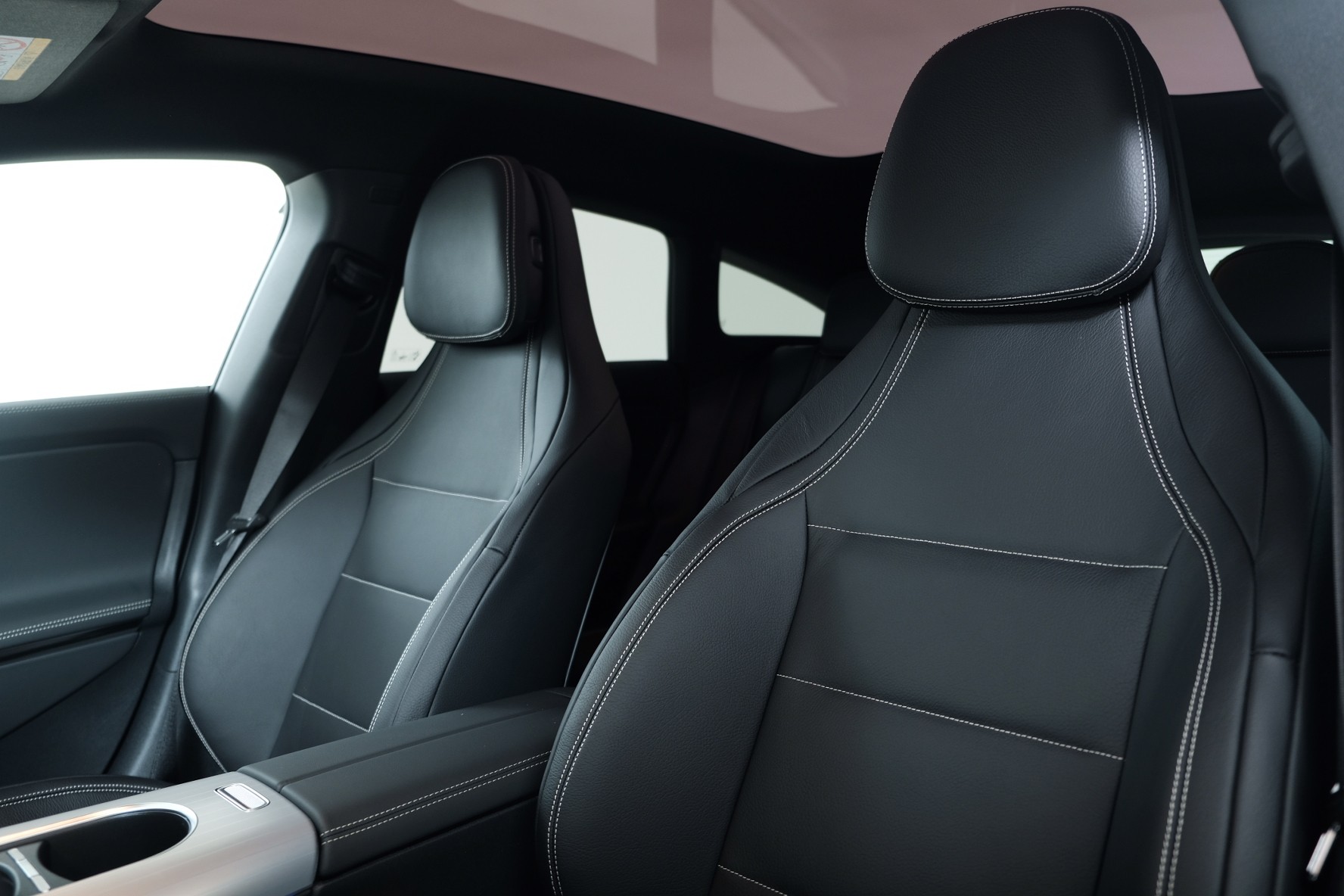 MERCEDES-BENZ CLA Shooting Brake 220 4Matic 8G-DCT-image-10