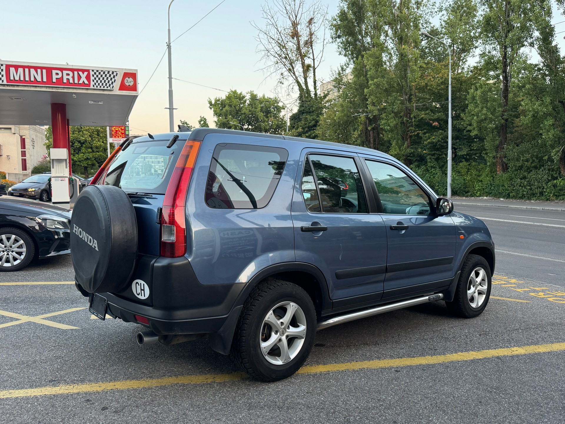 HONDA CR-V 2.0 4WD LS Adventure-image-3