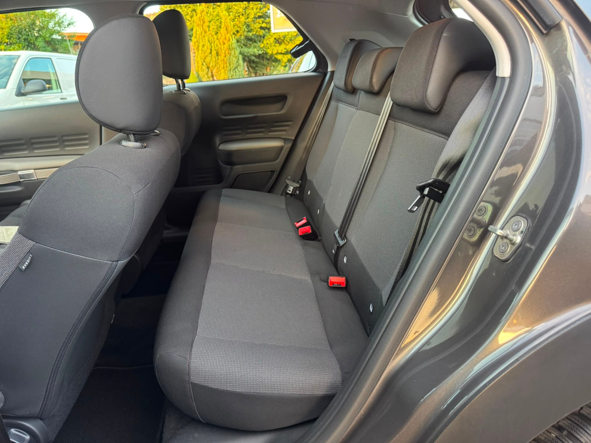 CITROEN C4 Cactus 1.2 Pure Tech Feel-image-15