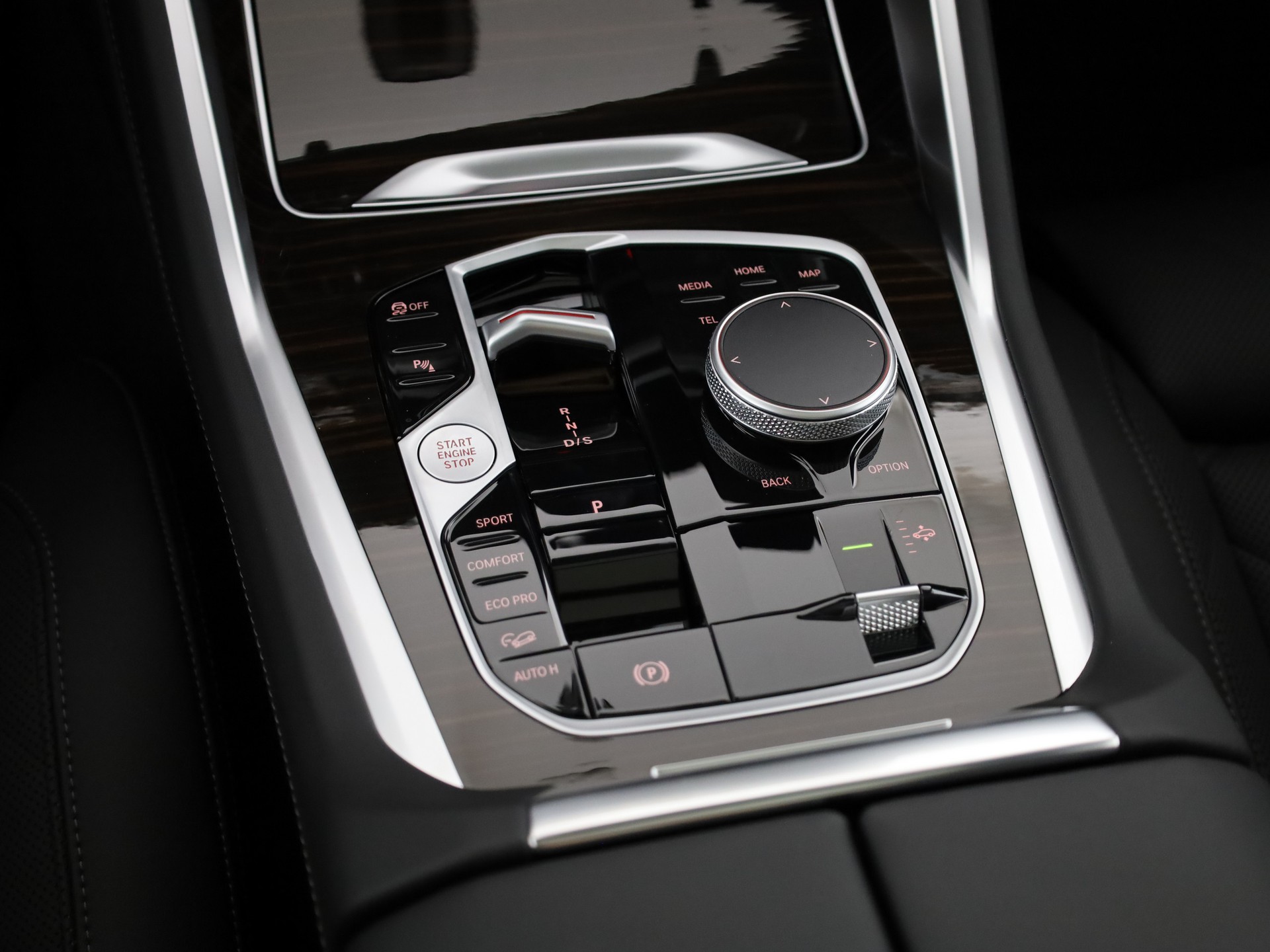 BMW X6 xDrive 48V 40d M Sport-image-18
