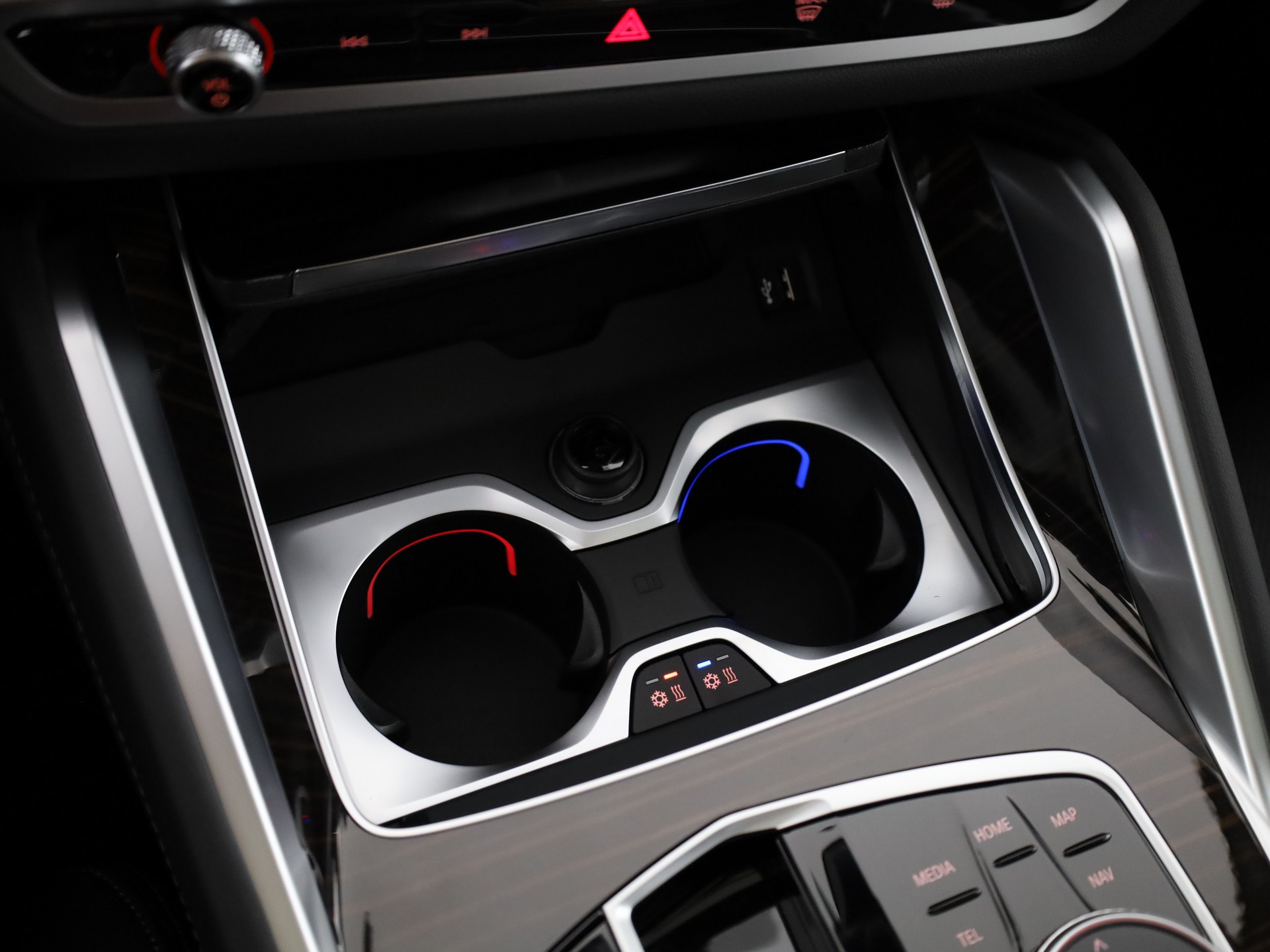 BMW X6 xDrive 48V 40d M Sport-image-21