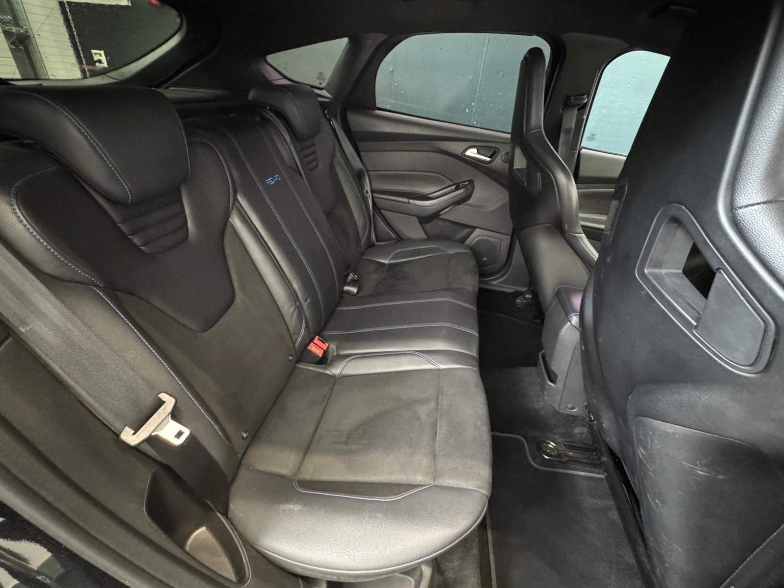 FORD Focus 2.3 EcoBoost RS AWD * Sièges "RECARO"-image-12