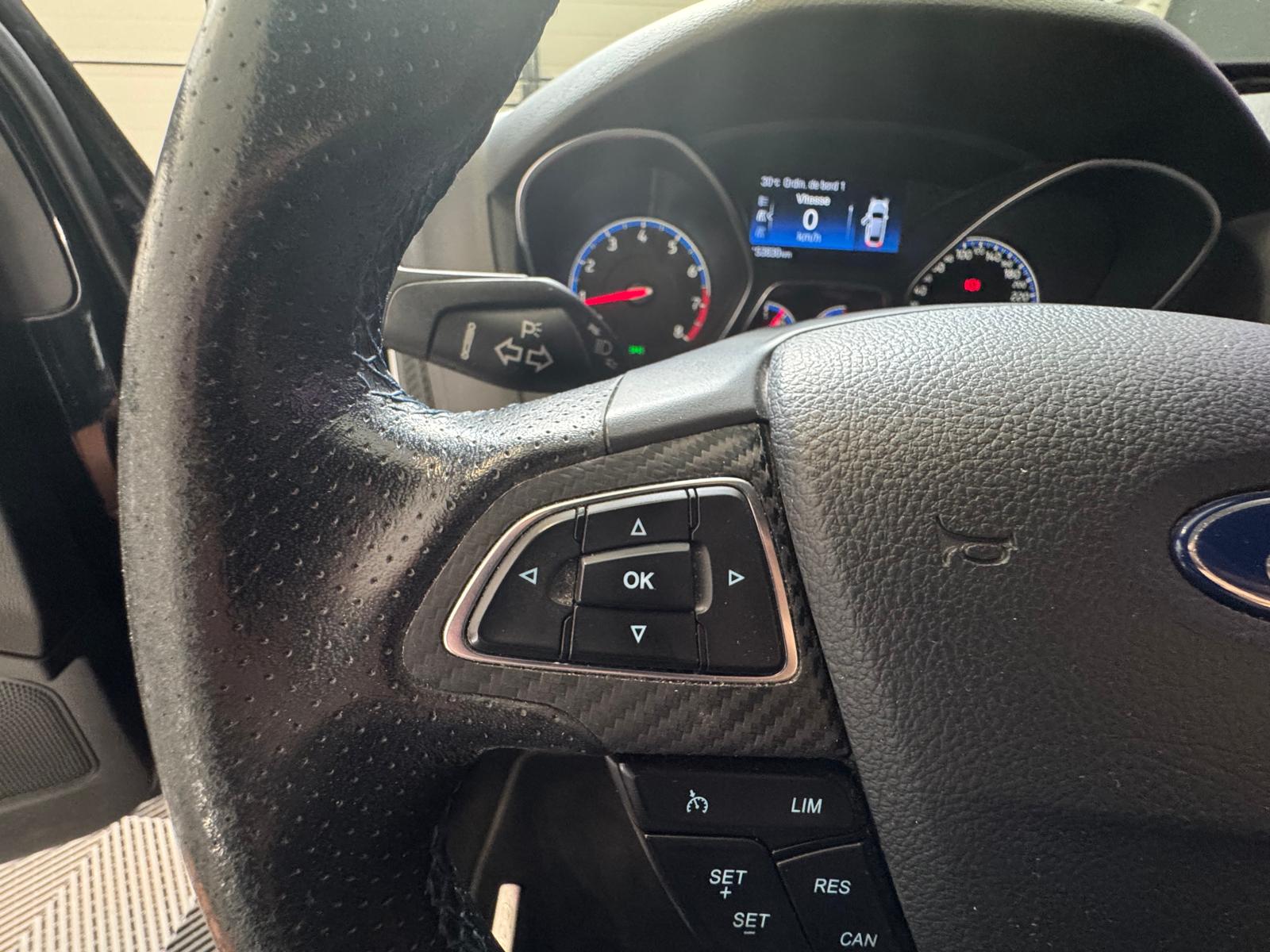 FORD Focus 2.3 EcoBoost RS AWD * Sièges "RECARO"-image-18