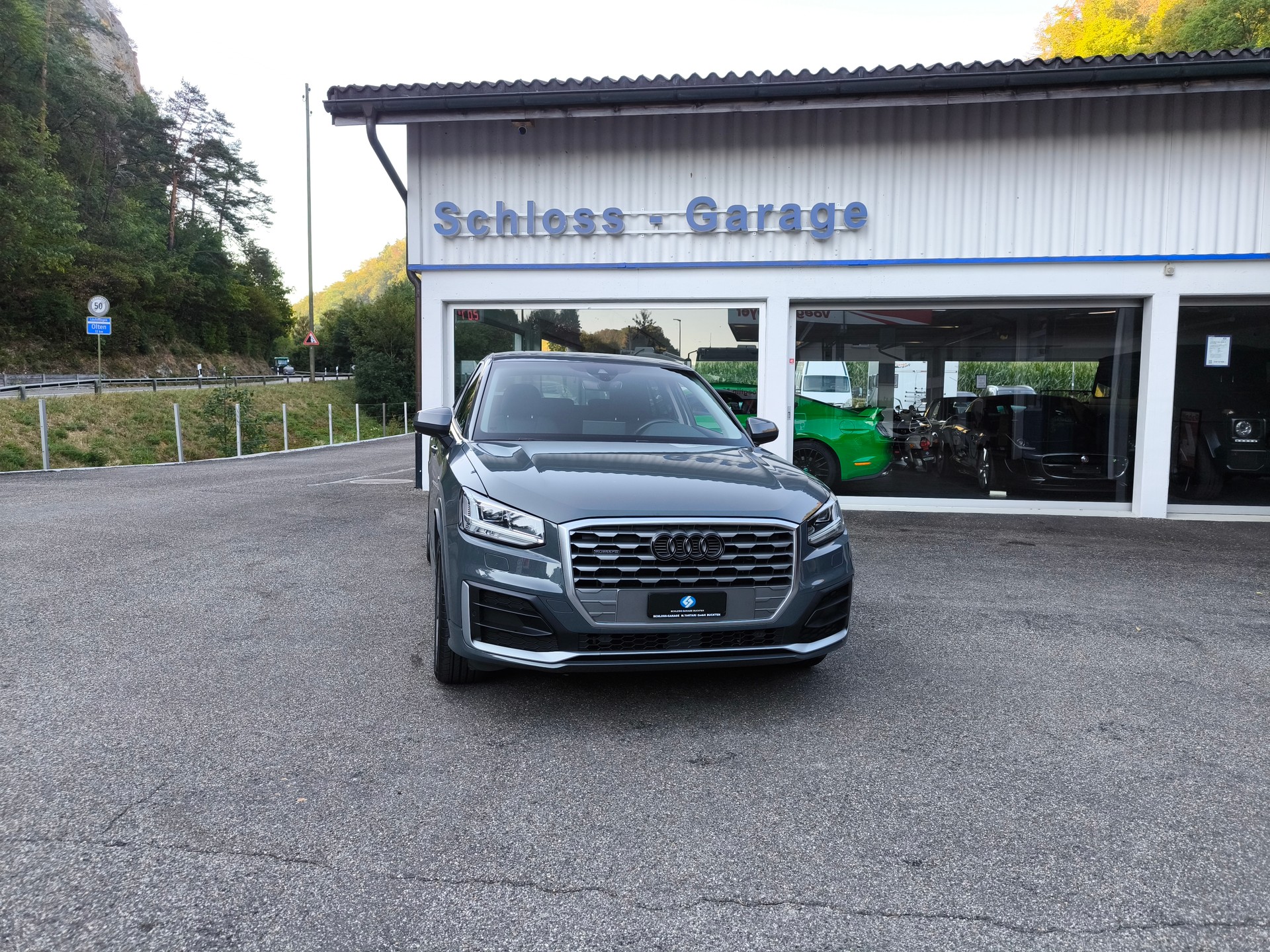 AUDI Q2 2.0 TFSI sport quattro S-tronic-image-3