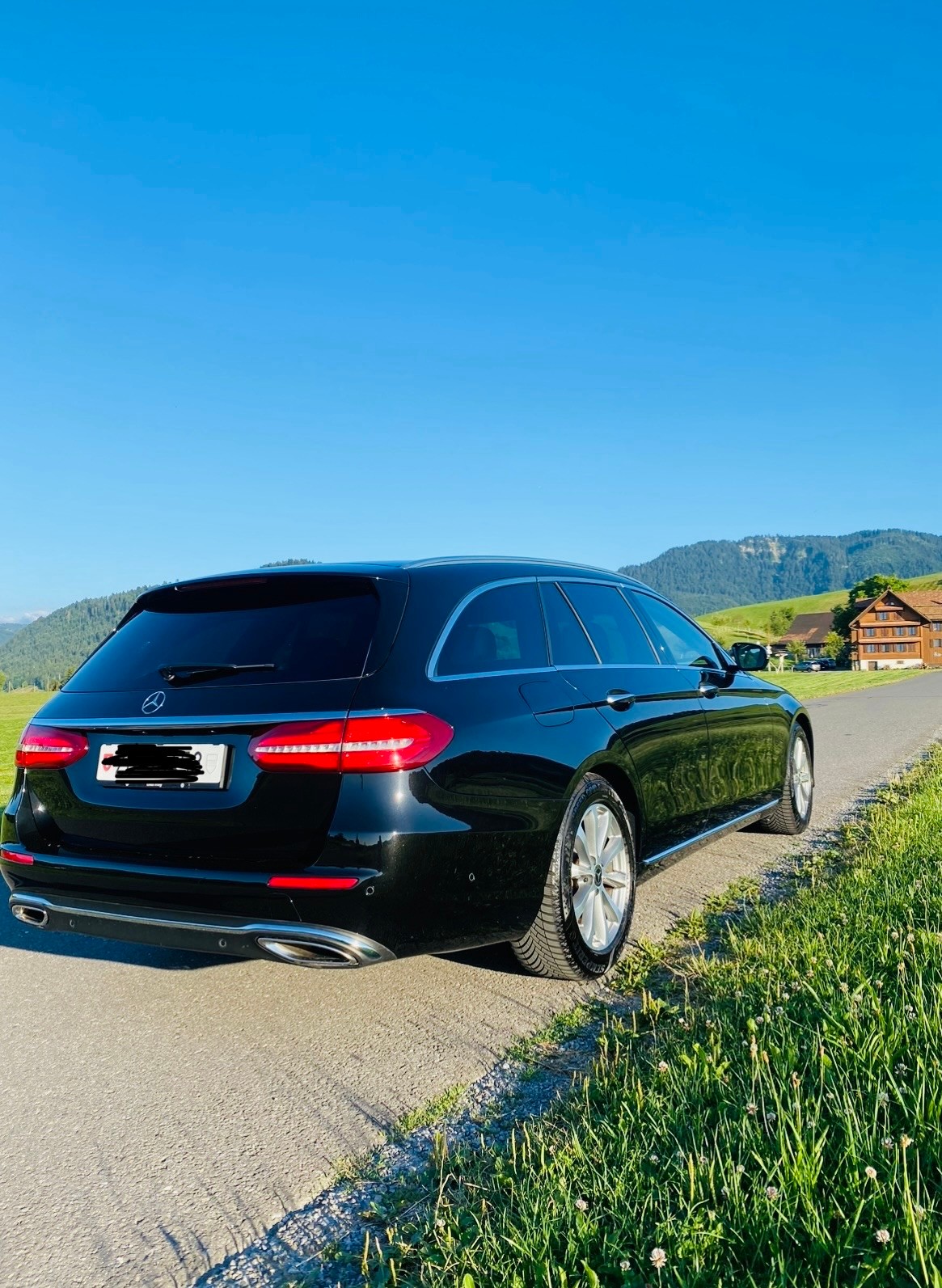 MERCEDES-BENZ E 200 Avantgarde 9G-Tronic-image-0