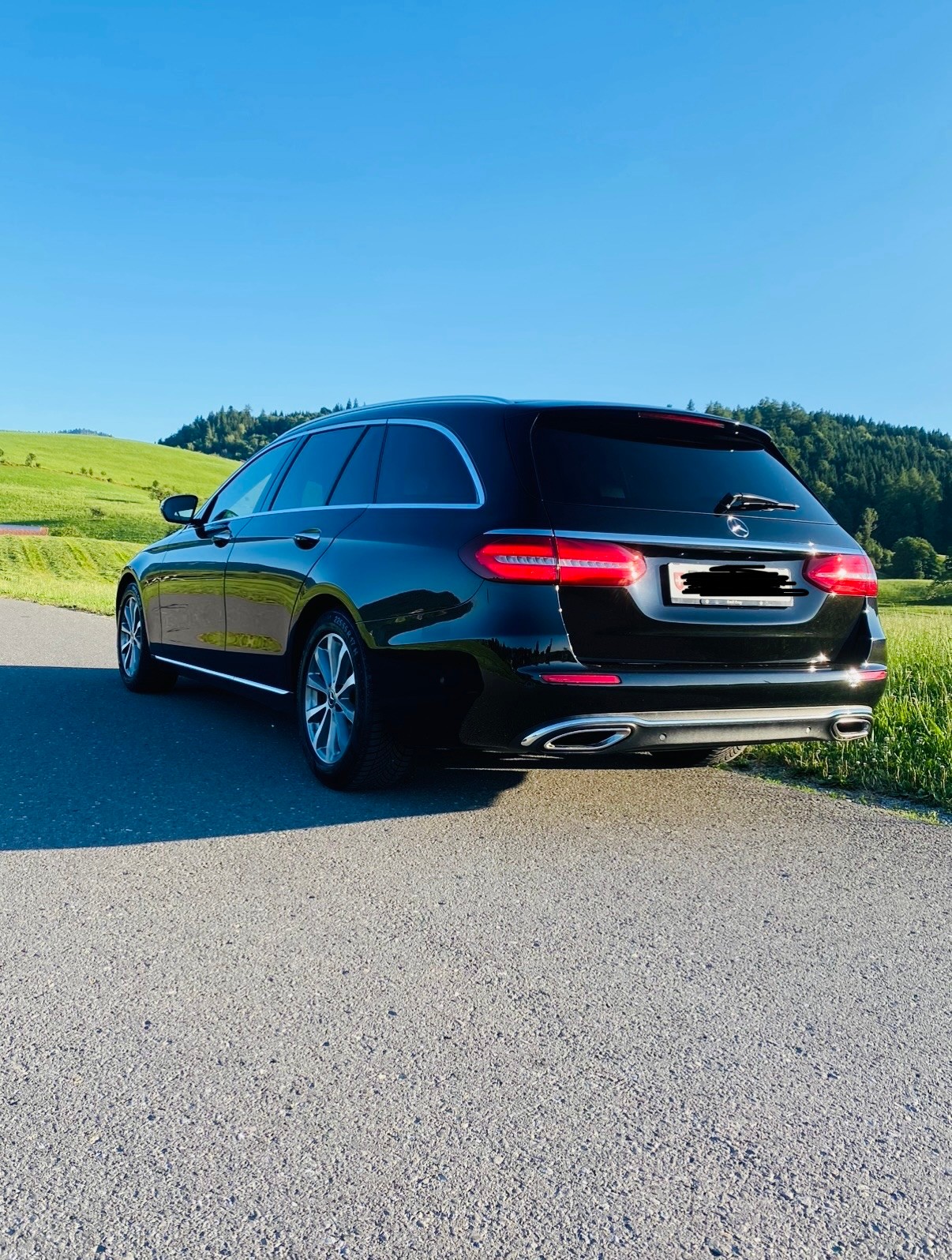 MERCEDES-BENZ E 200 Avantgarde 9G-Tronic-image-1
