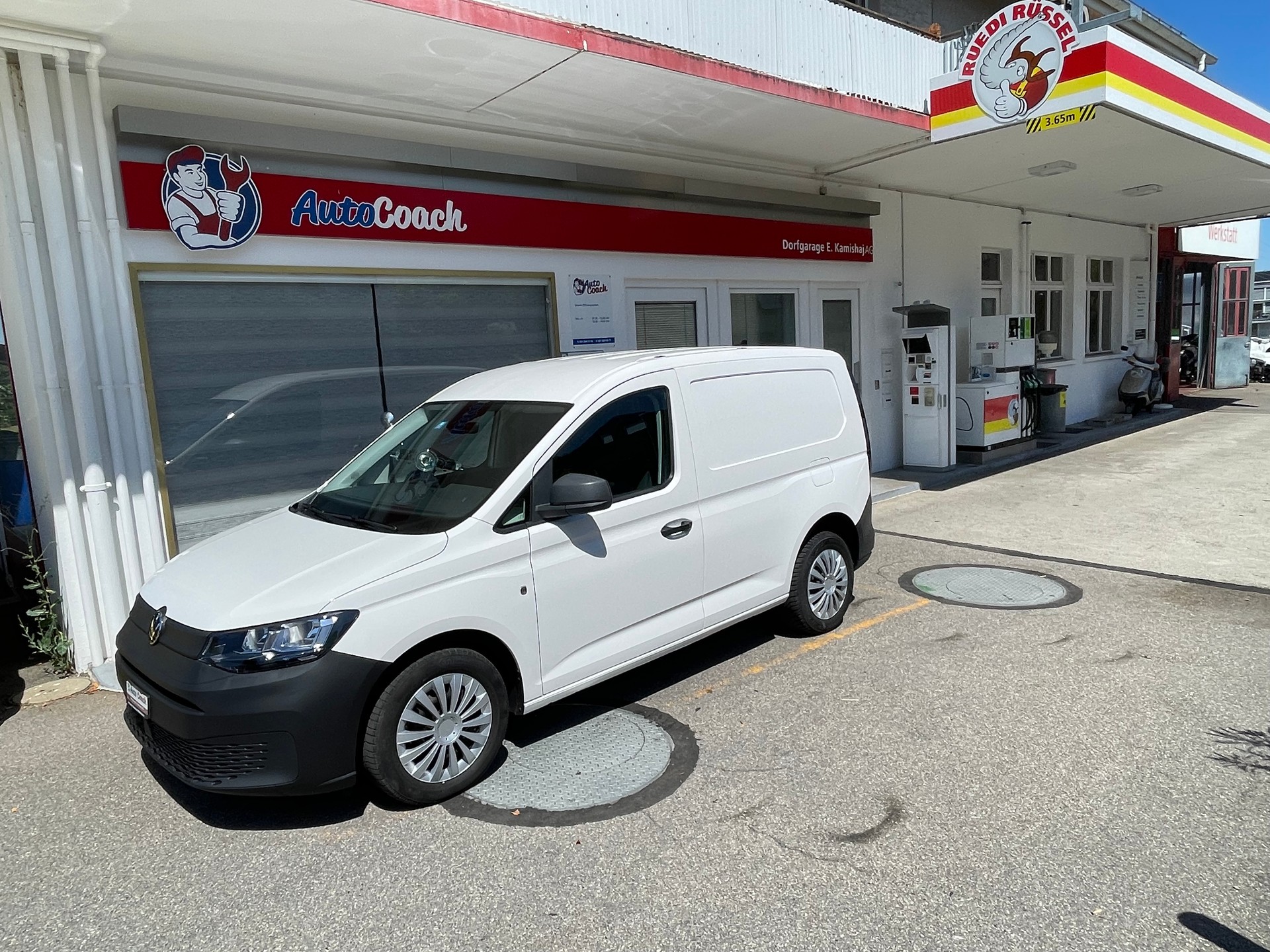 VW Caddy Cargo 2.0TDI-image-6