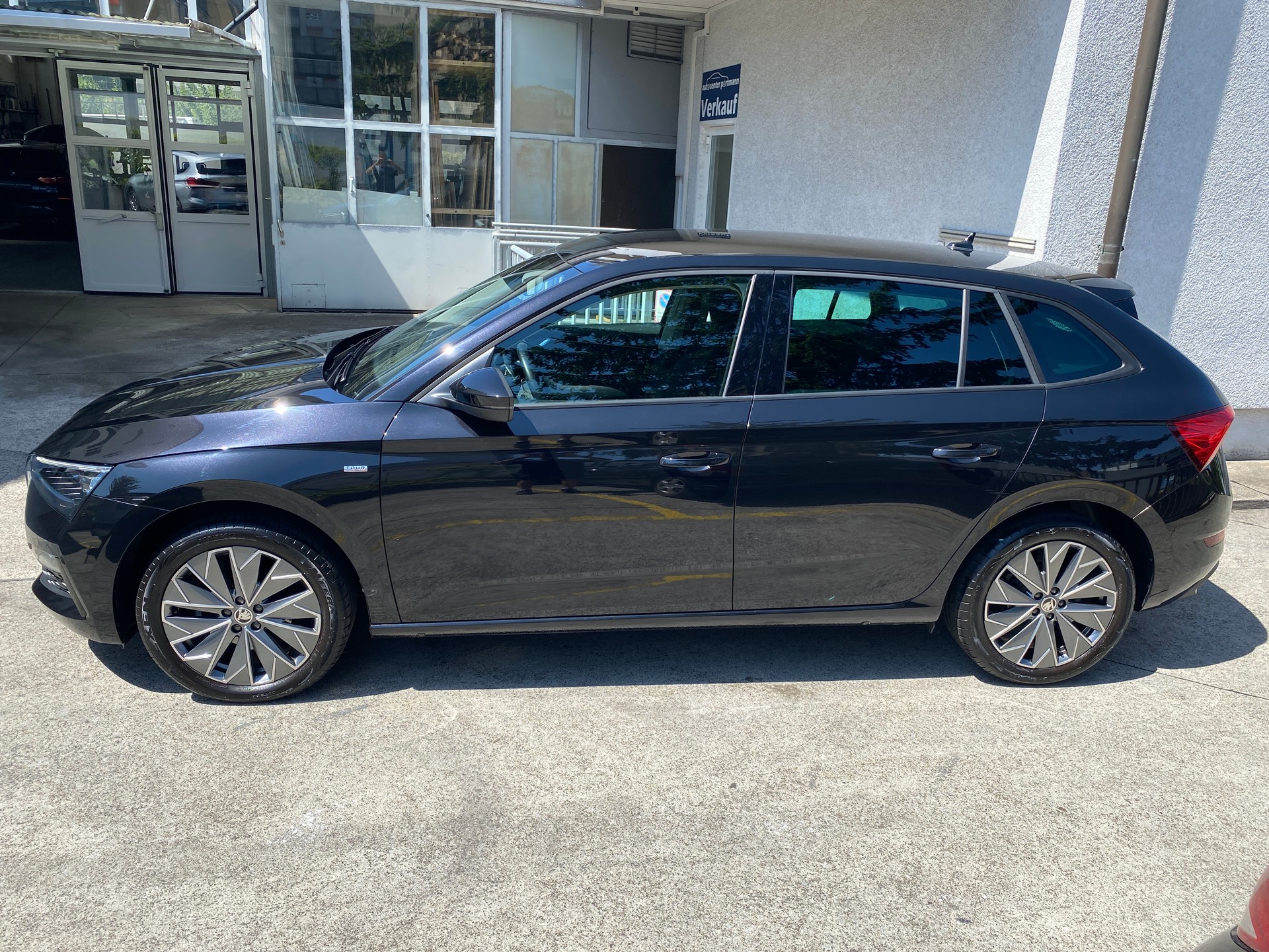 SKODA Scala 1.0 TSI Tour DSG-image-8