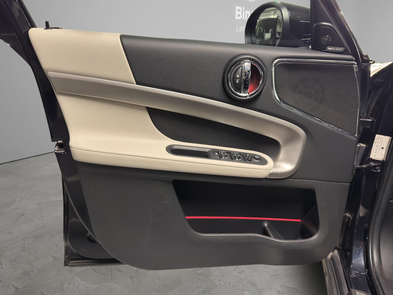 MINI Countryman F60 2.0i Cooper S SAG ALL4-image-12
