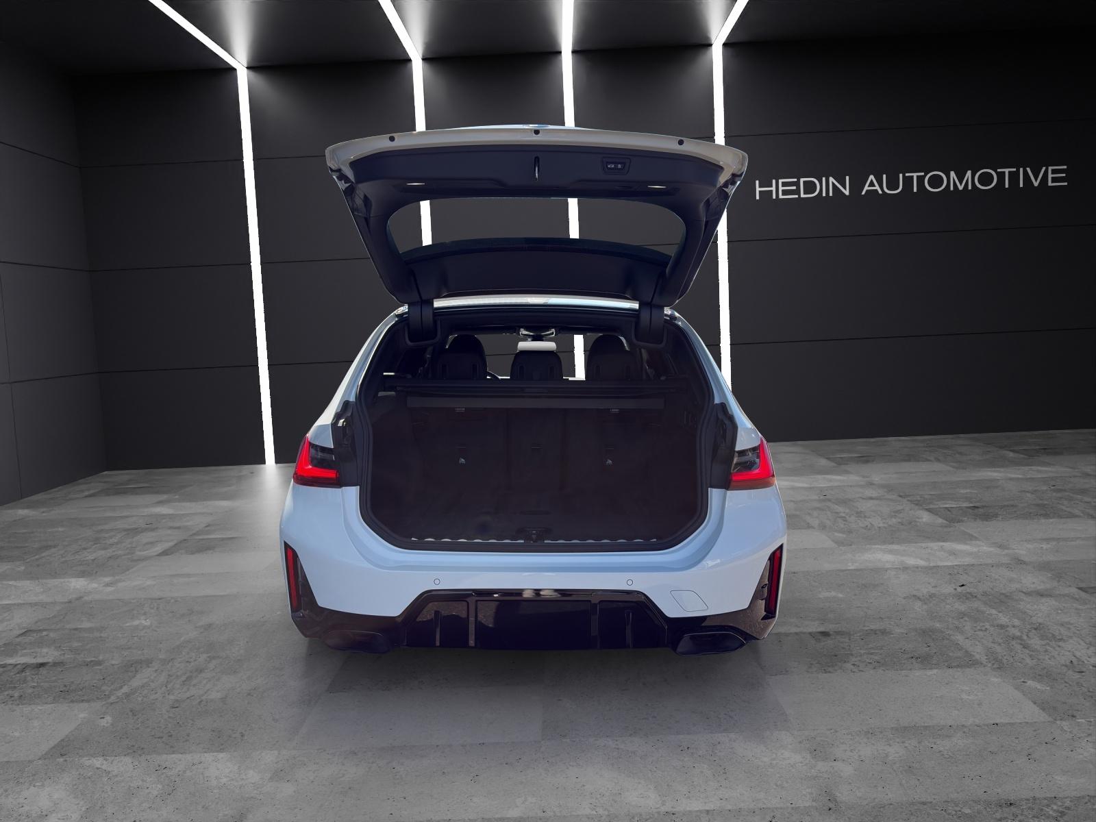 BMW M340i xDrive Touring-image-5