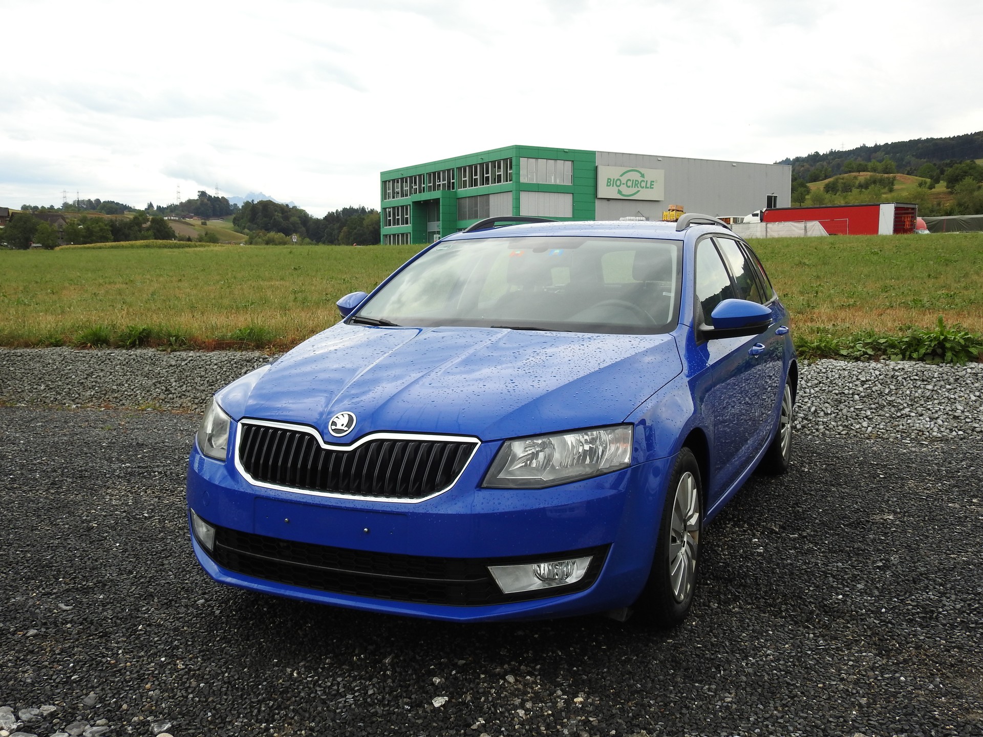 SKODA Octavia Combi 1.6 TDI Style 4x4-image-0