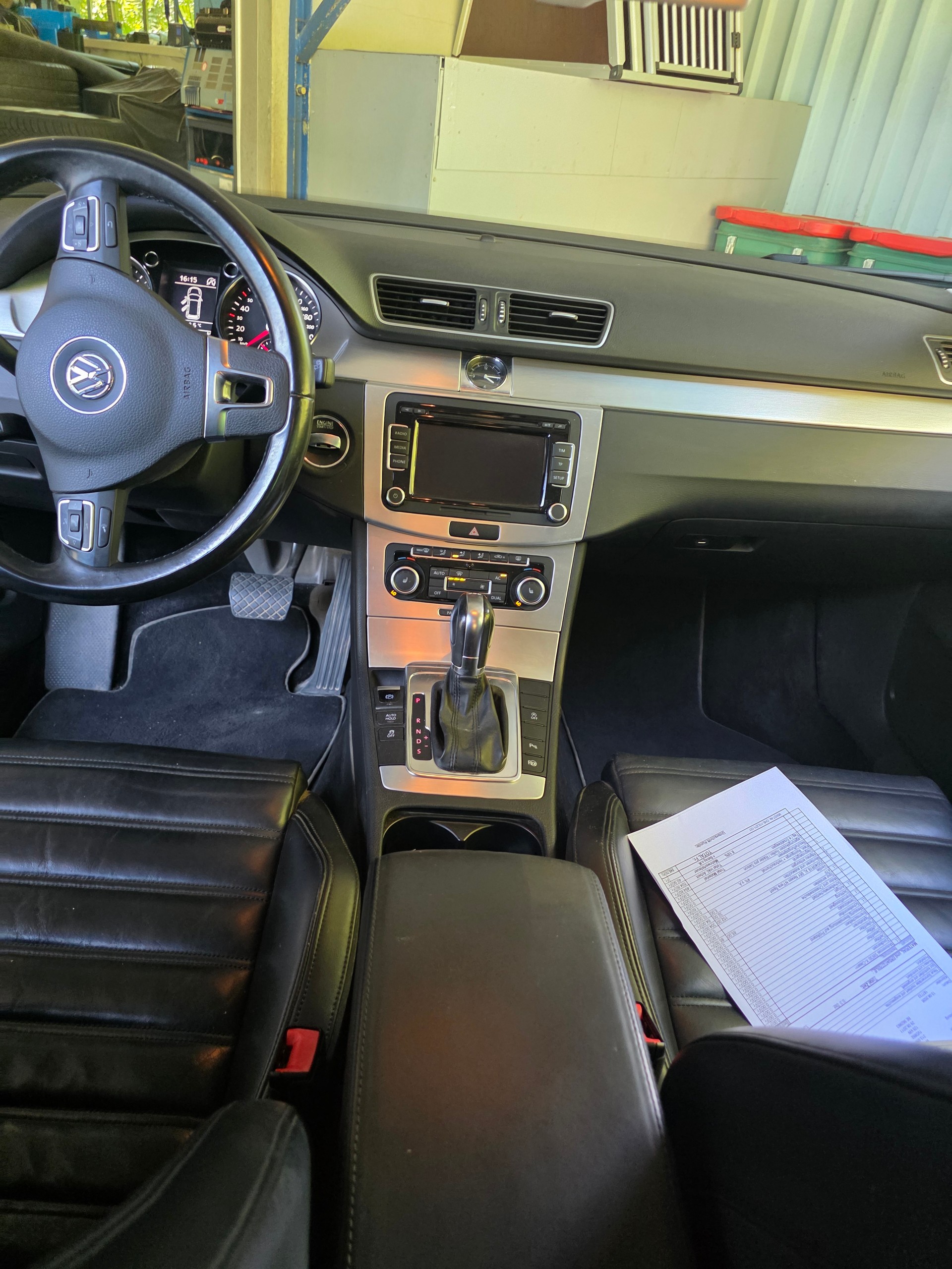 VW Passat Variant 2.0 TDI BMT Highline DSG-image-10