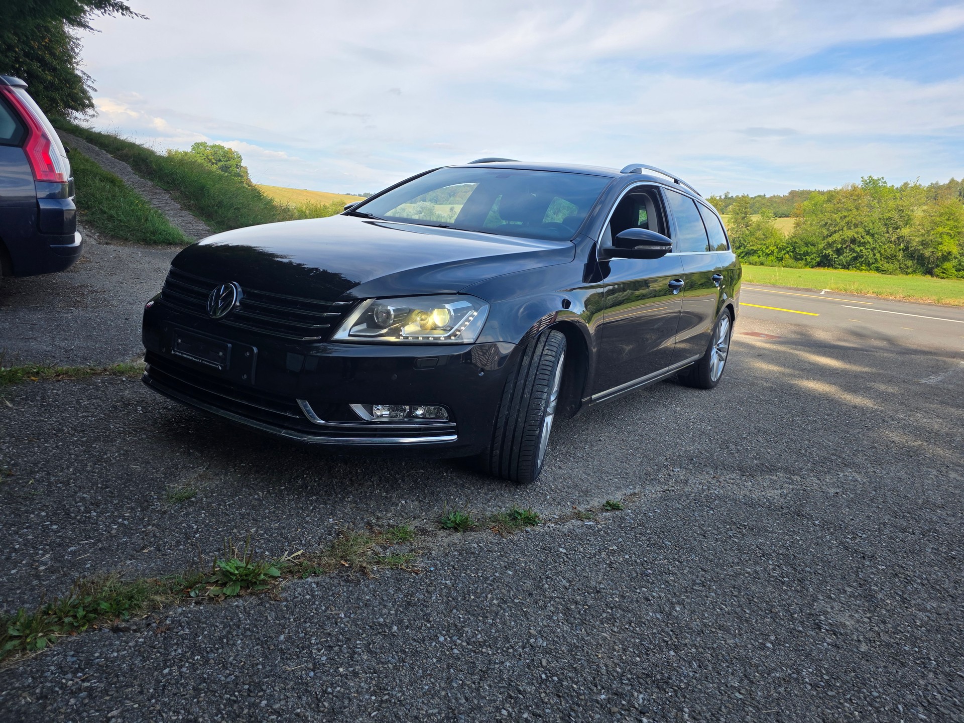 VW Passat Variant 2.0 TDI BMT Highline DSG-image-2
