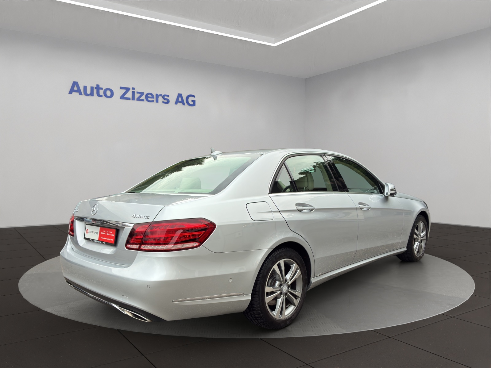 MERCEDES-BENZ E 400 Avantgarde 4Matic 7G-Tronic-image-5