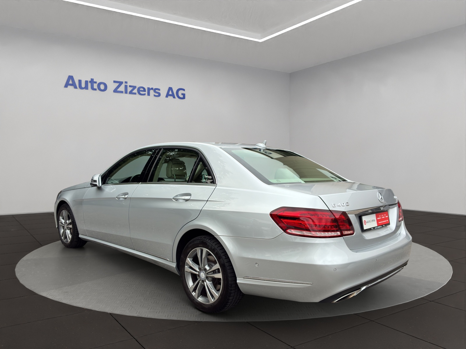 MERCEDES-BENZ E 400 Avantgarde 4Matic 7G-Tronic-image-3