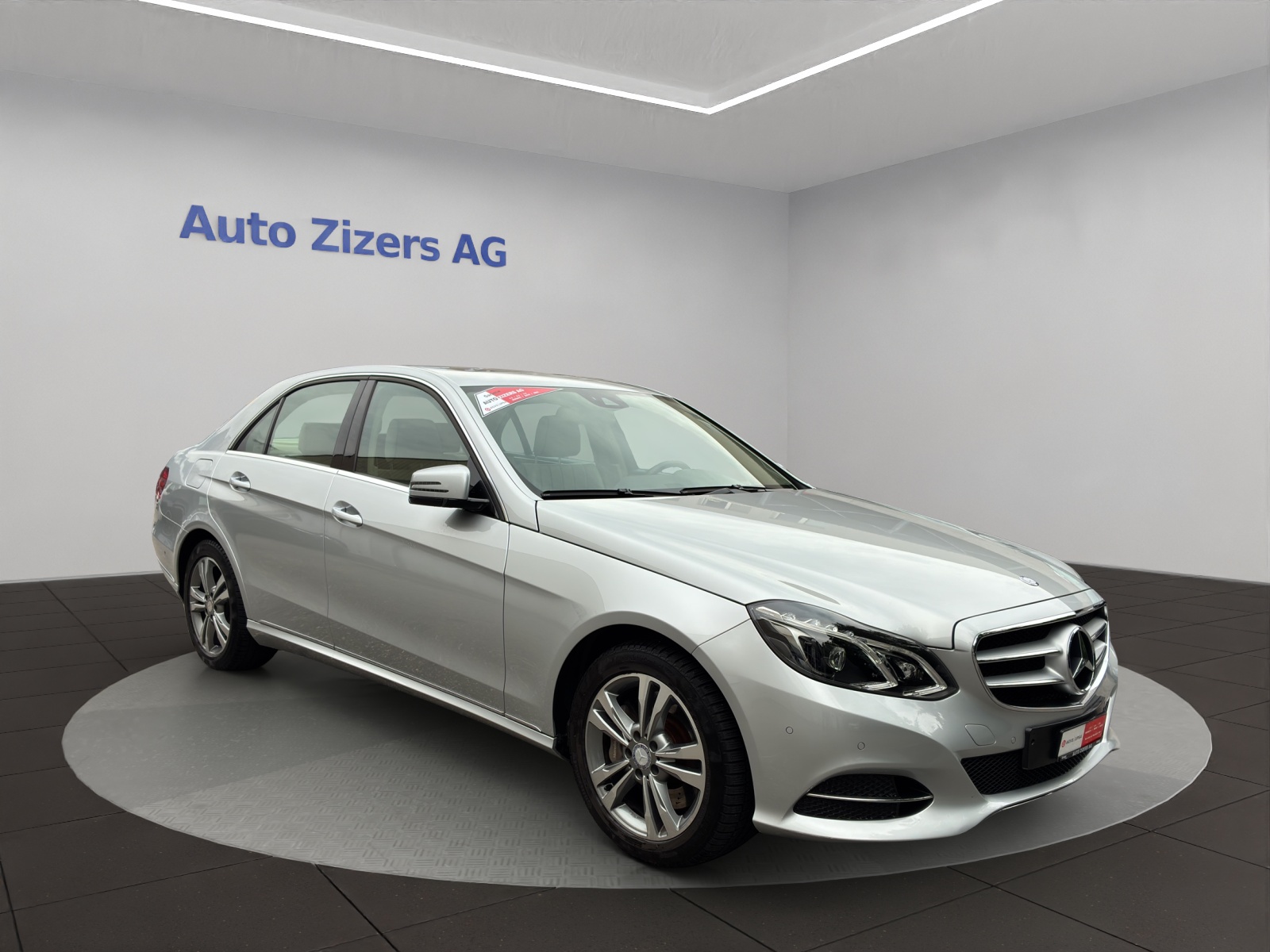 MERCEDES-BENZ E 400 Avantgarde 4Matic 7G-Tronic-image-7