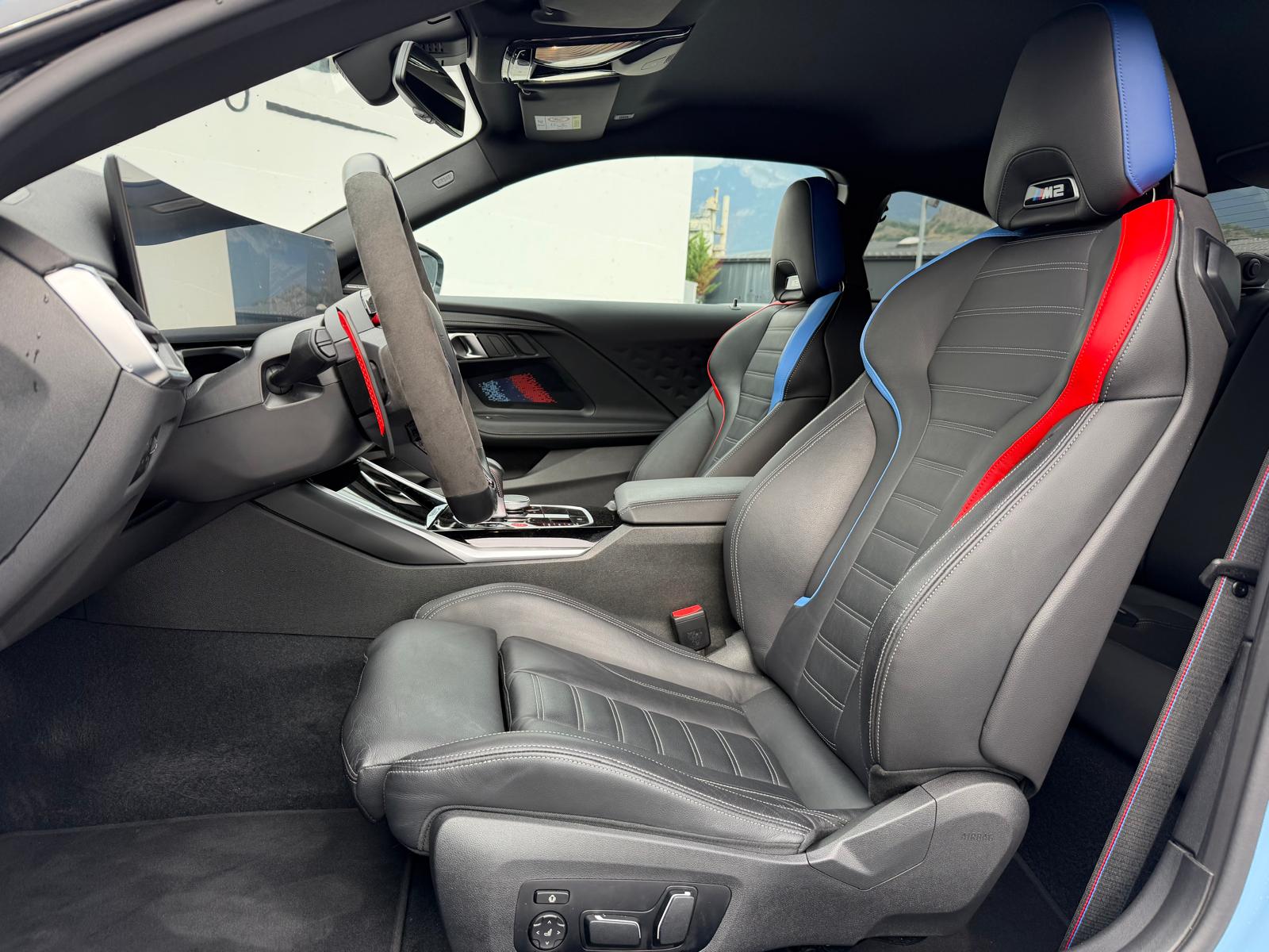 BMW M2 Steptronic-image-8
