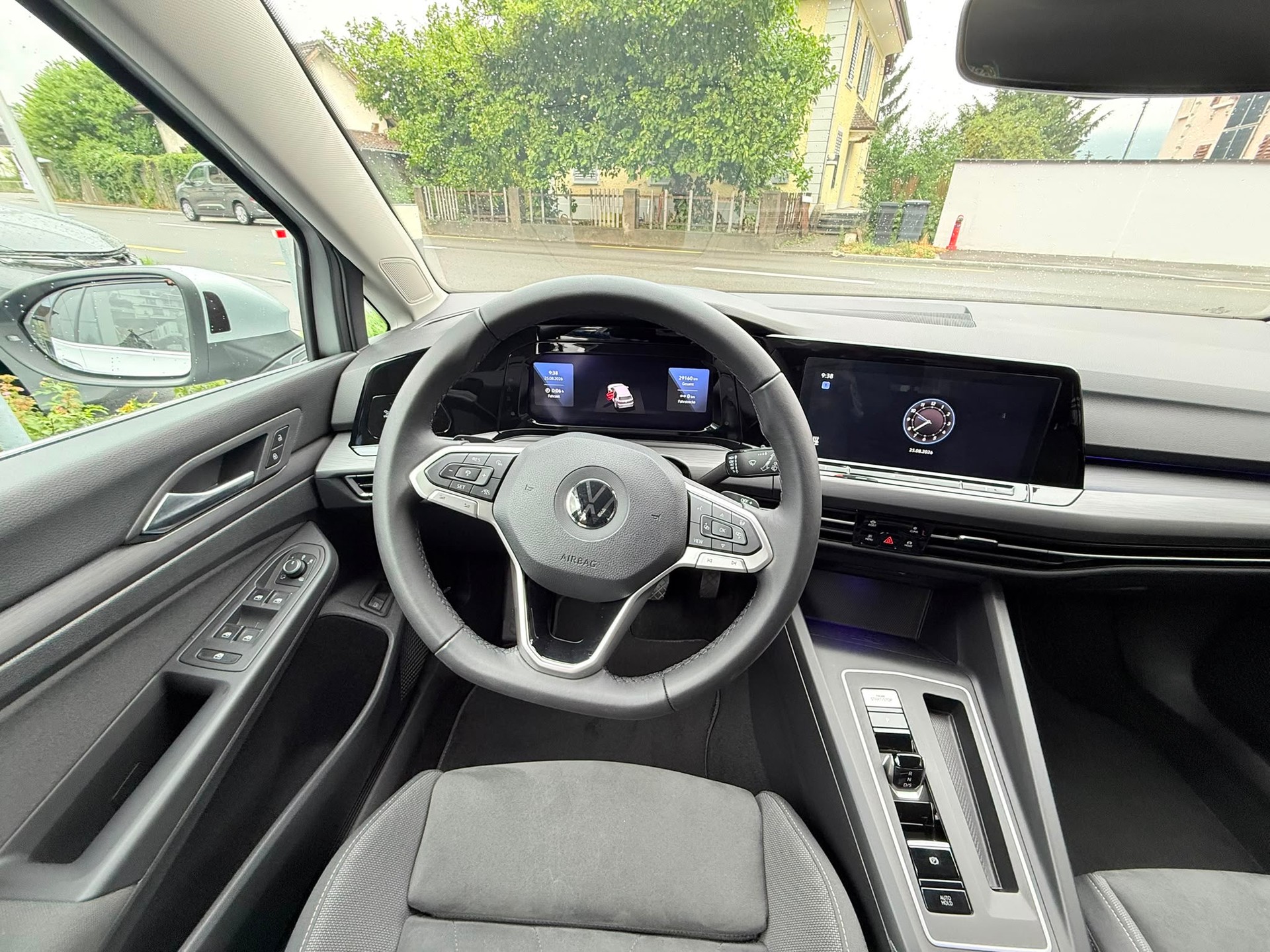VW Golf 1.4 TSI PHEV Style-image-9