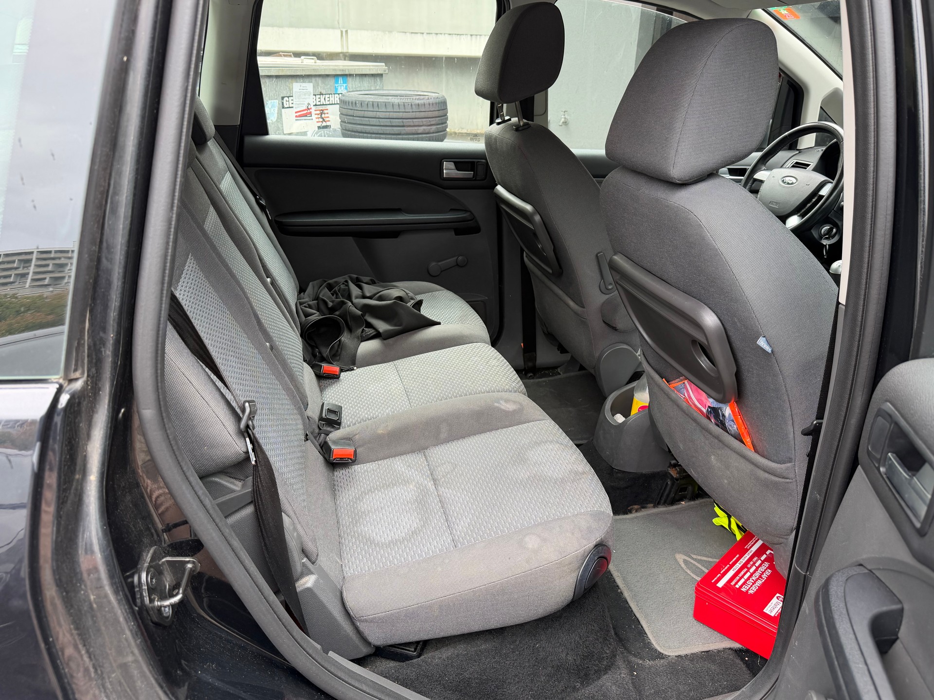 FORD Focus C-Max 1.8 Ambiente-image-8