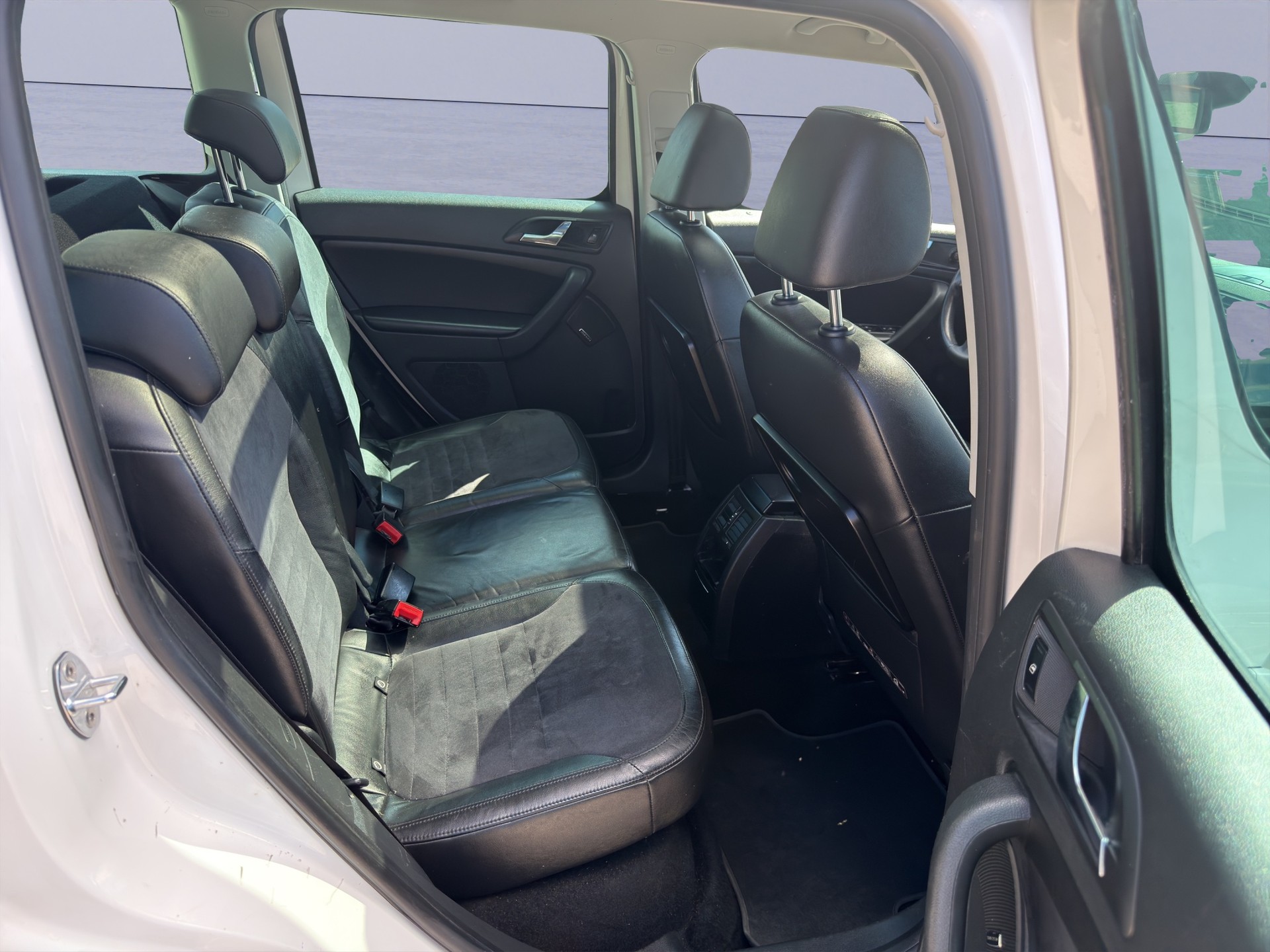 SKODA YETI 1.8 TSI 4x4-image-8