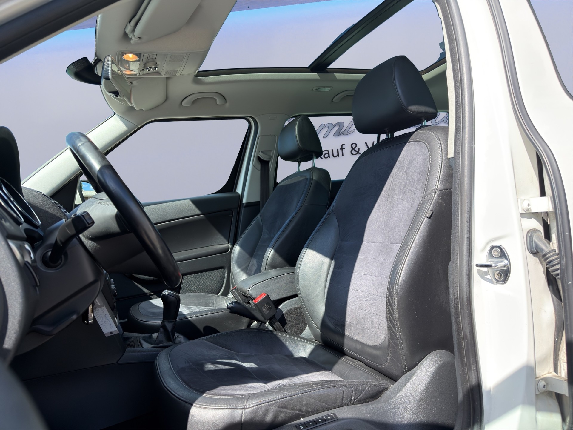SKODA YETI 1.8 TSI 4x4-image-14