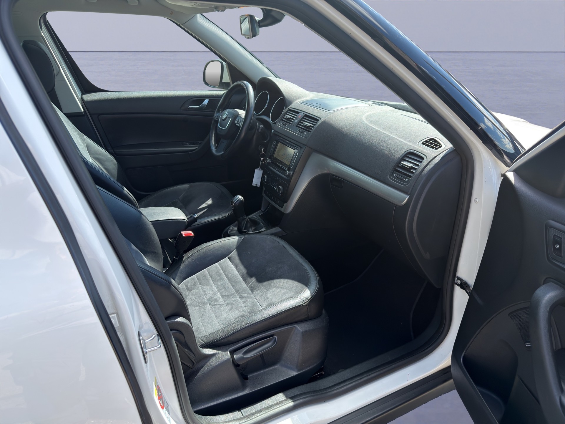 SKODA YETI 1.8 TSI 4x4-image-9