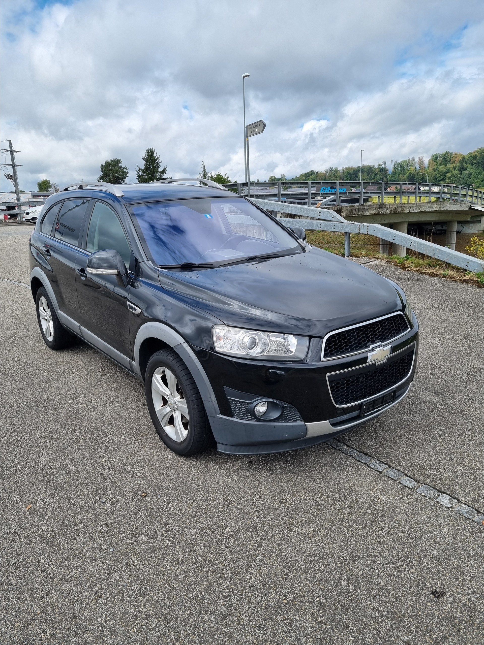 CHEVROLET Captiva 2.4 100 Anniversary 4WD Automatic-image-1