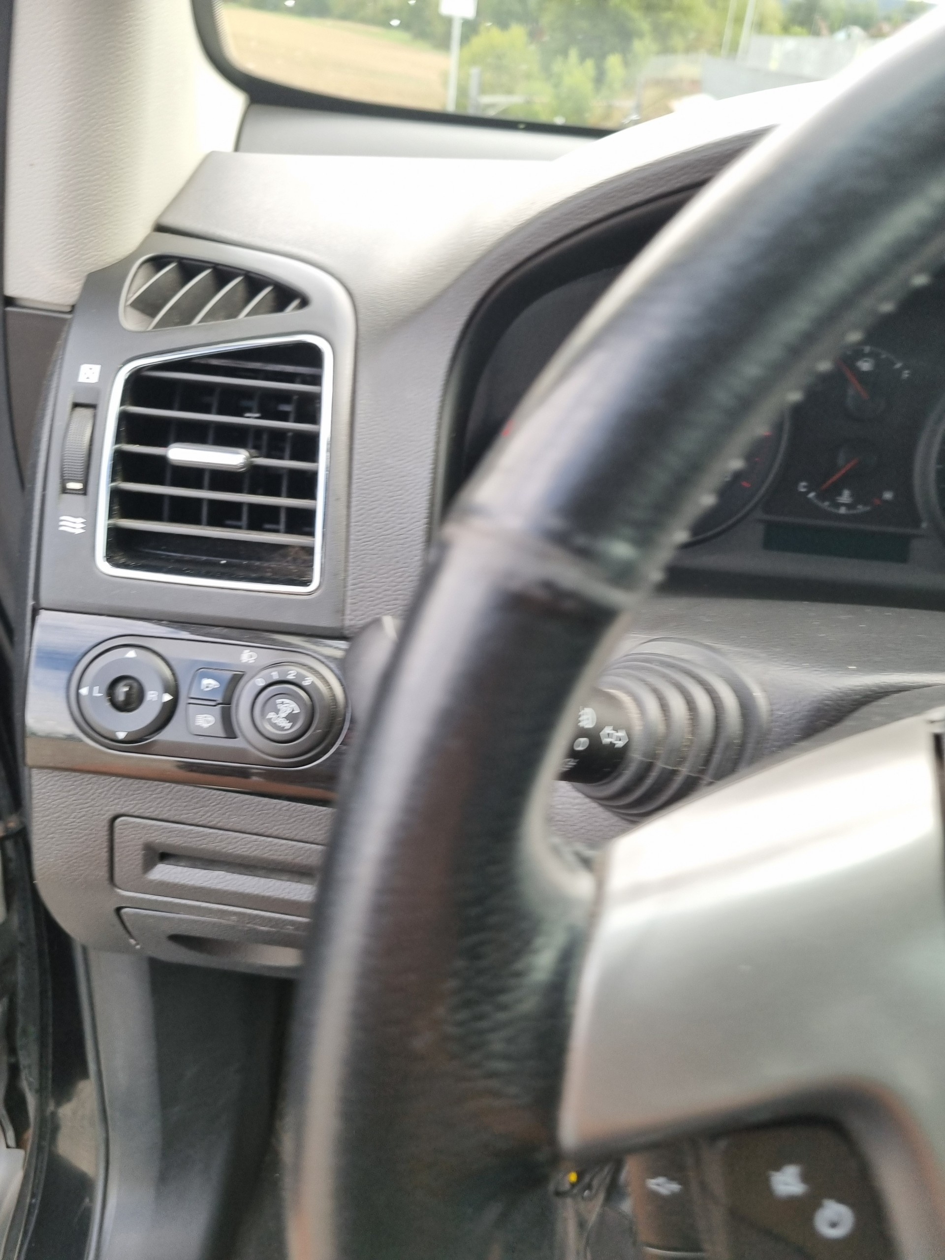 CHEVROLET Captiva 2.4 100 Anniversary 4WD Automatic-image-13
